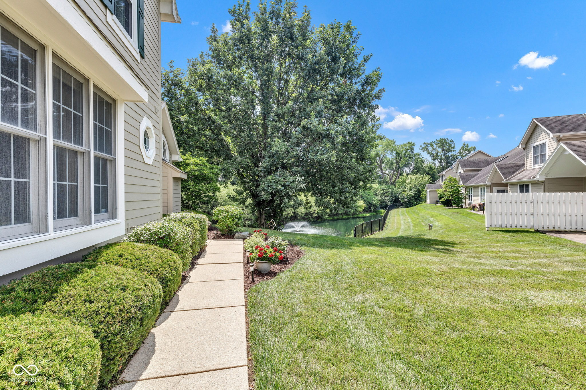 5809 Spruce Knoll Court