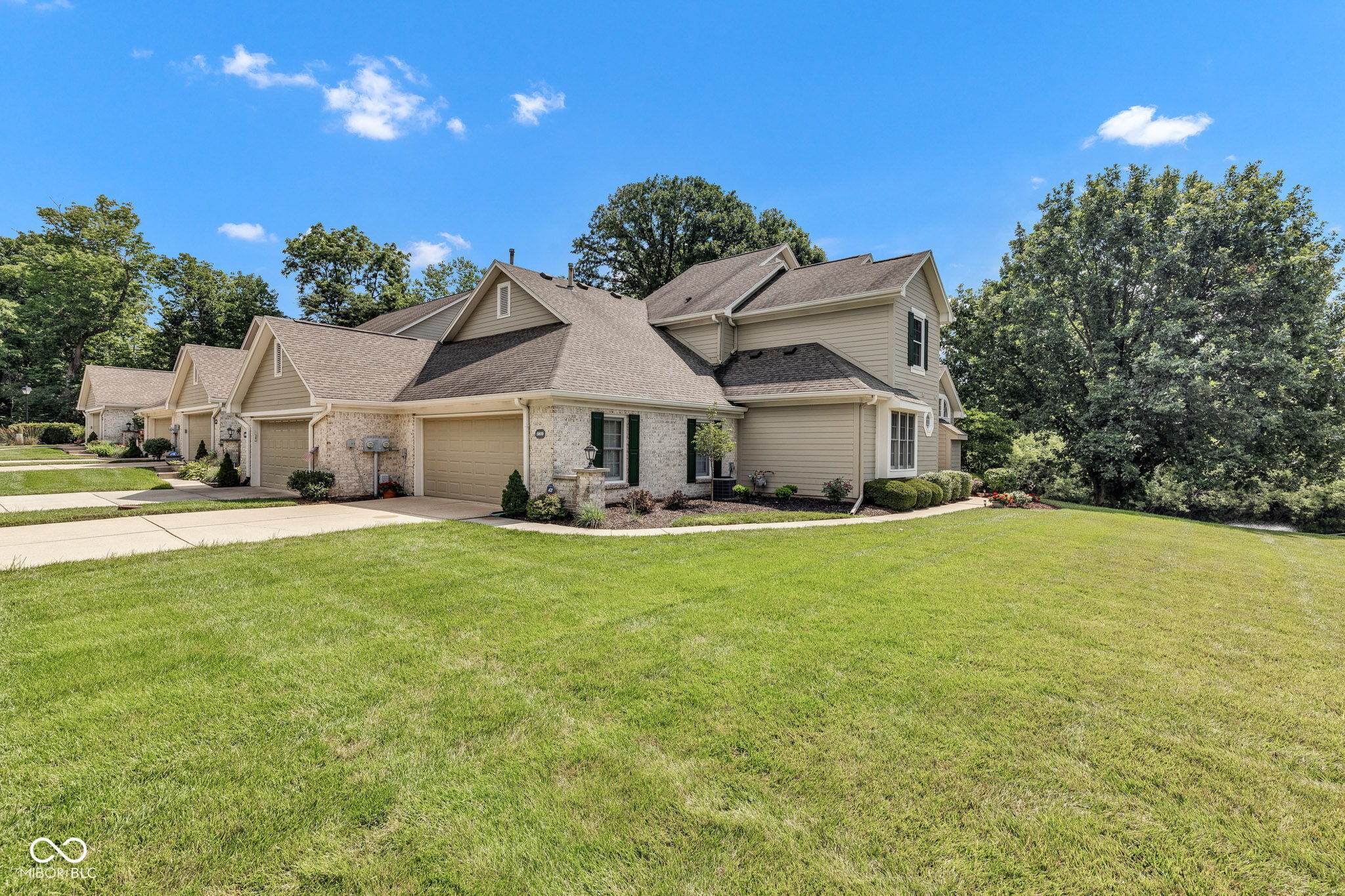 5809 Spruce Knoll Court