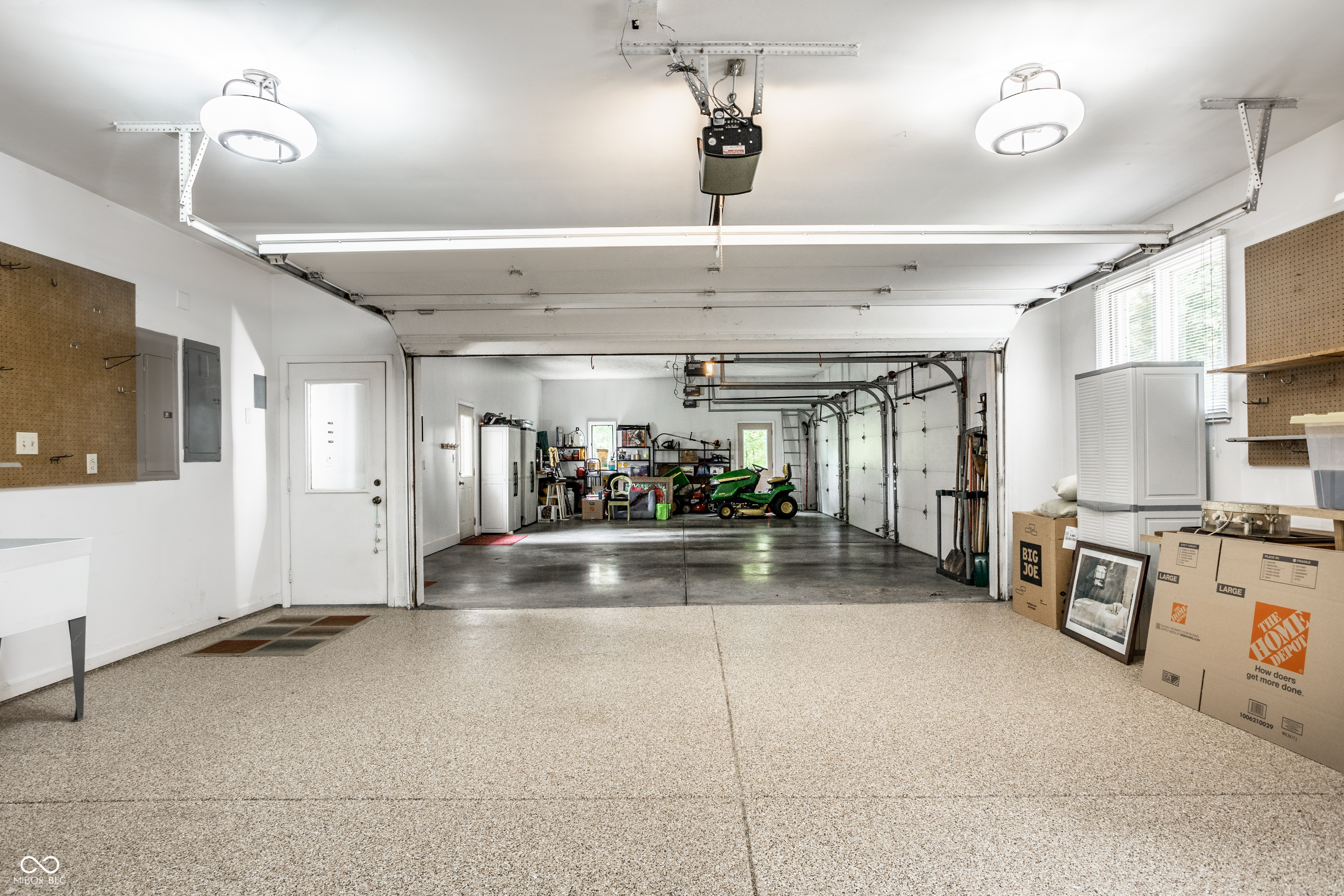7100 W 96th Street