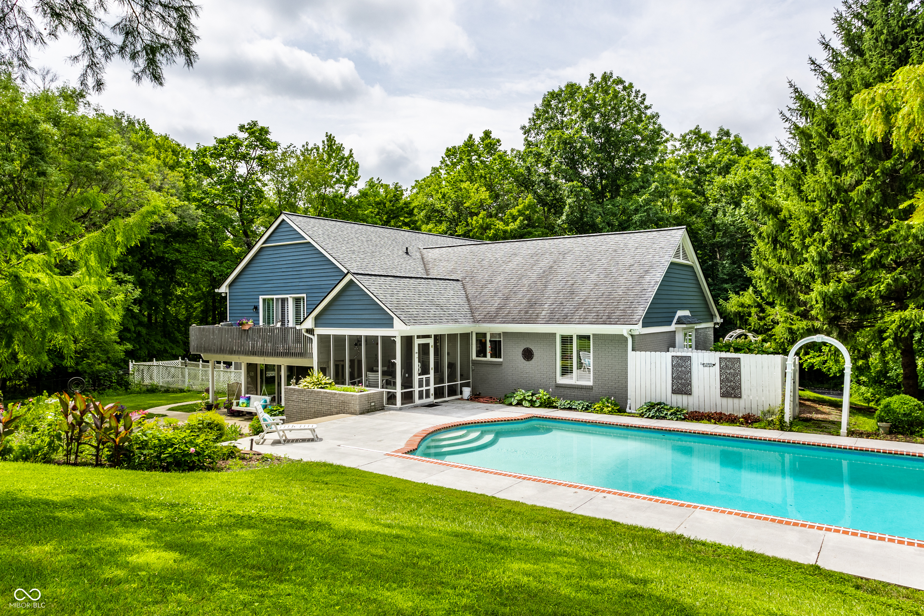 7100 W 96th Street