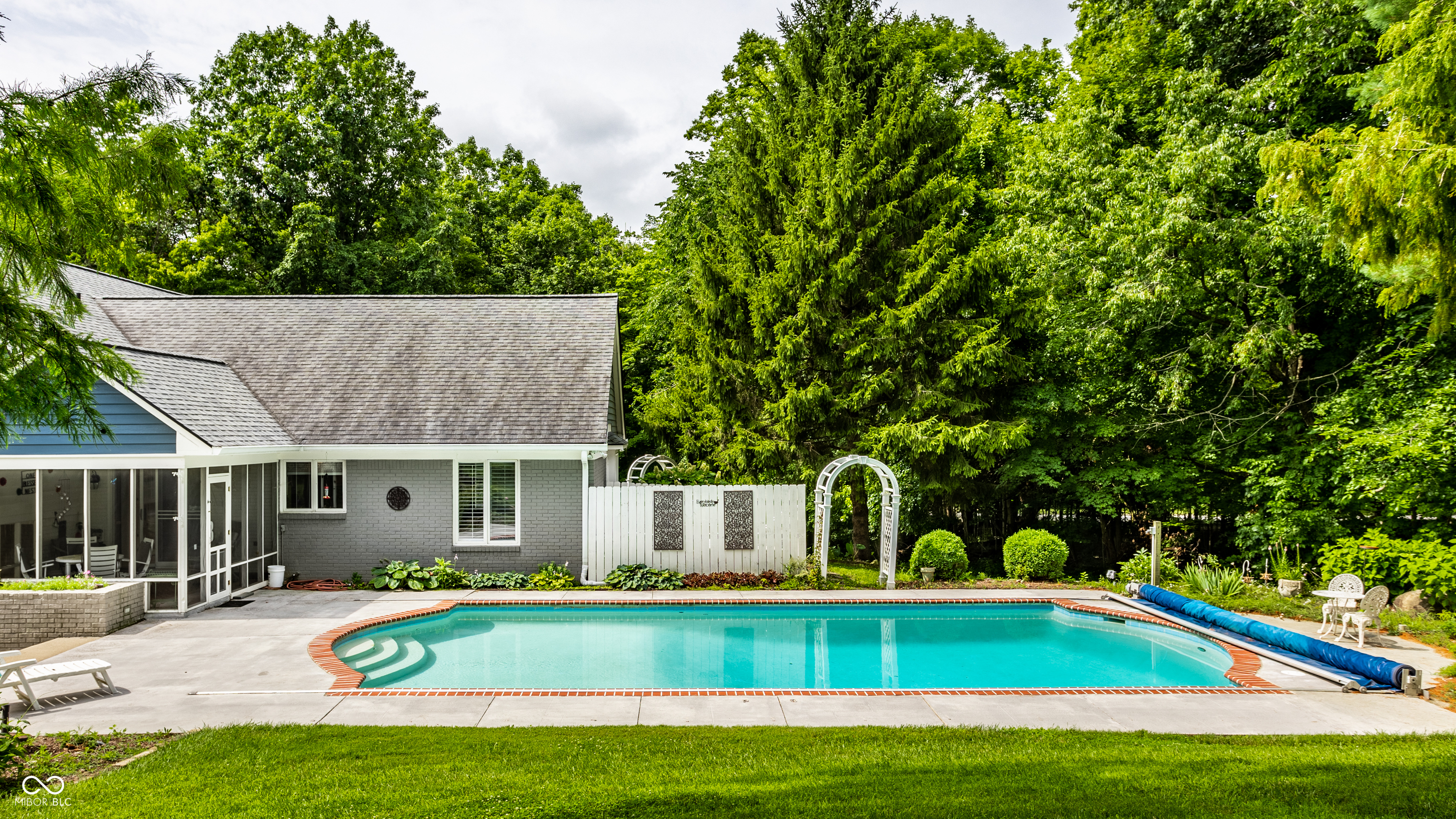 7100 W 96th Street