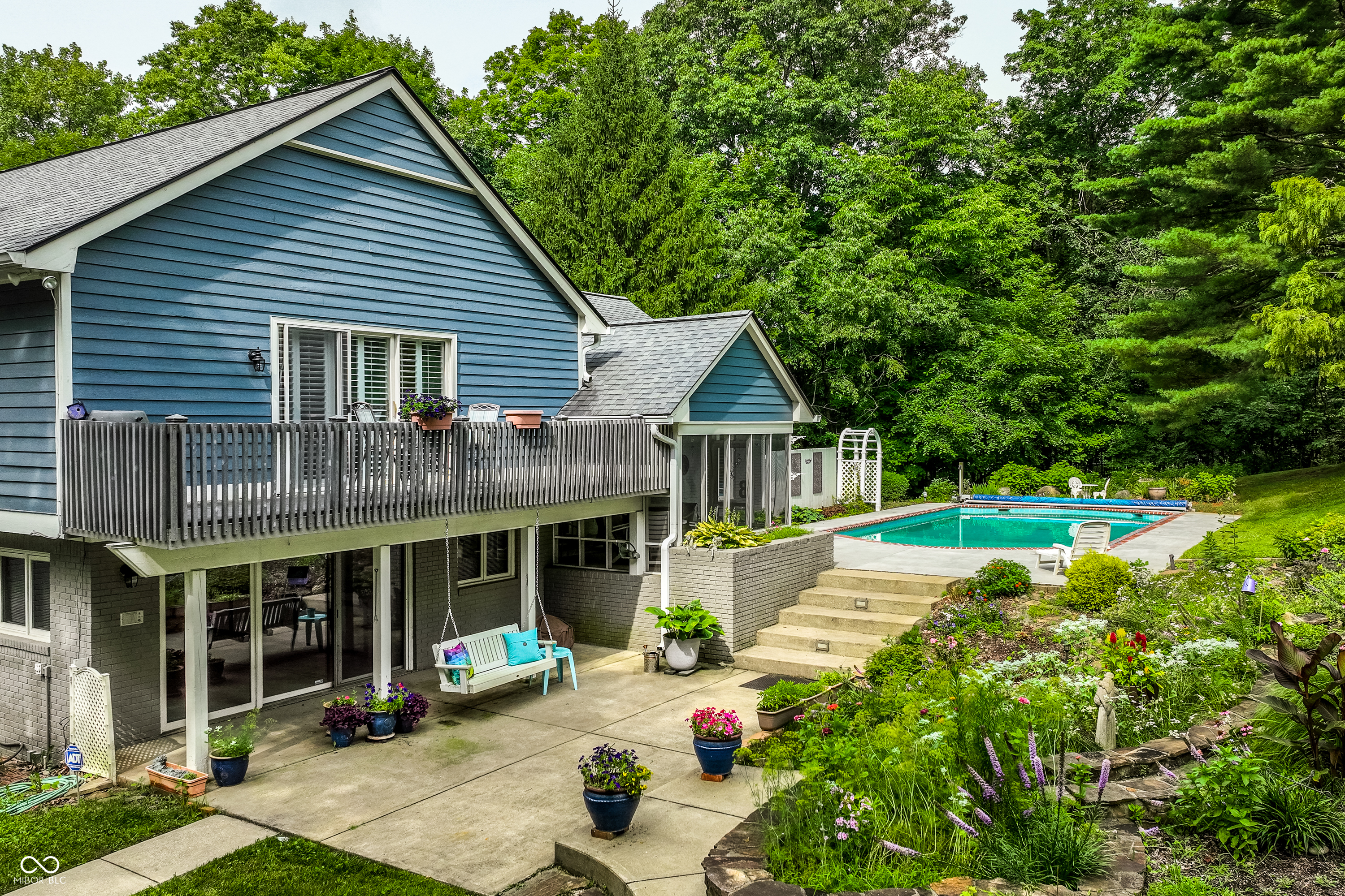 7100 W 96th Street