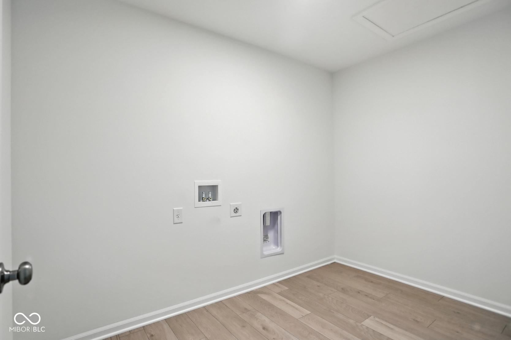5761 Greenbrier Court