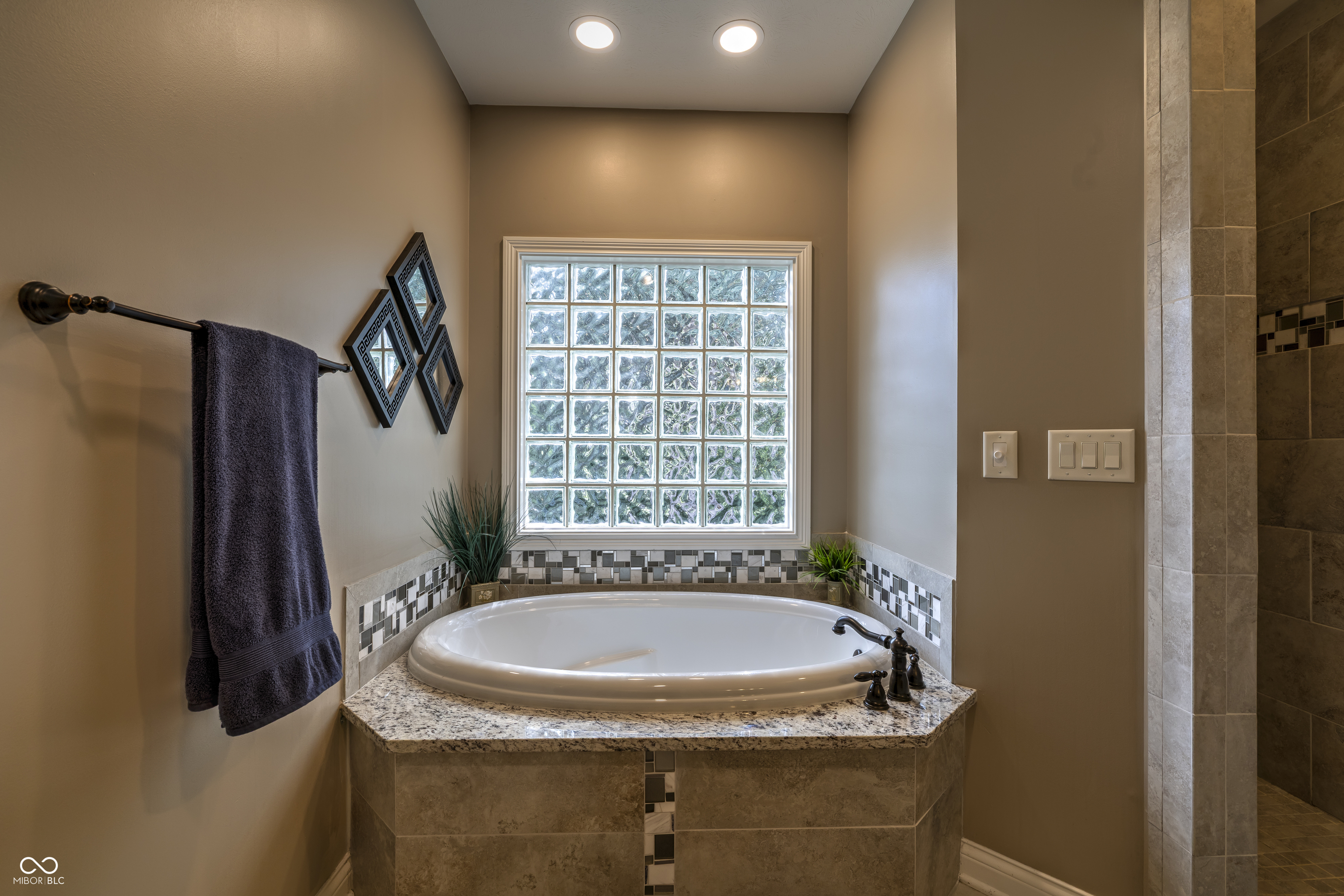 16483 Valhalla Drive