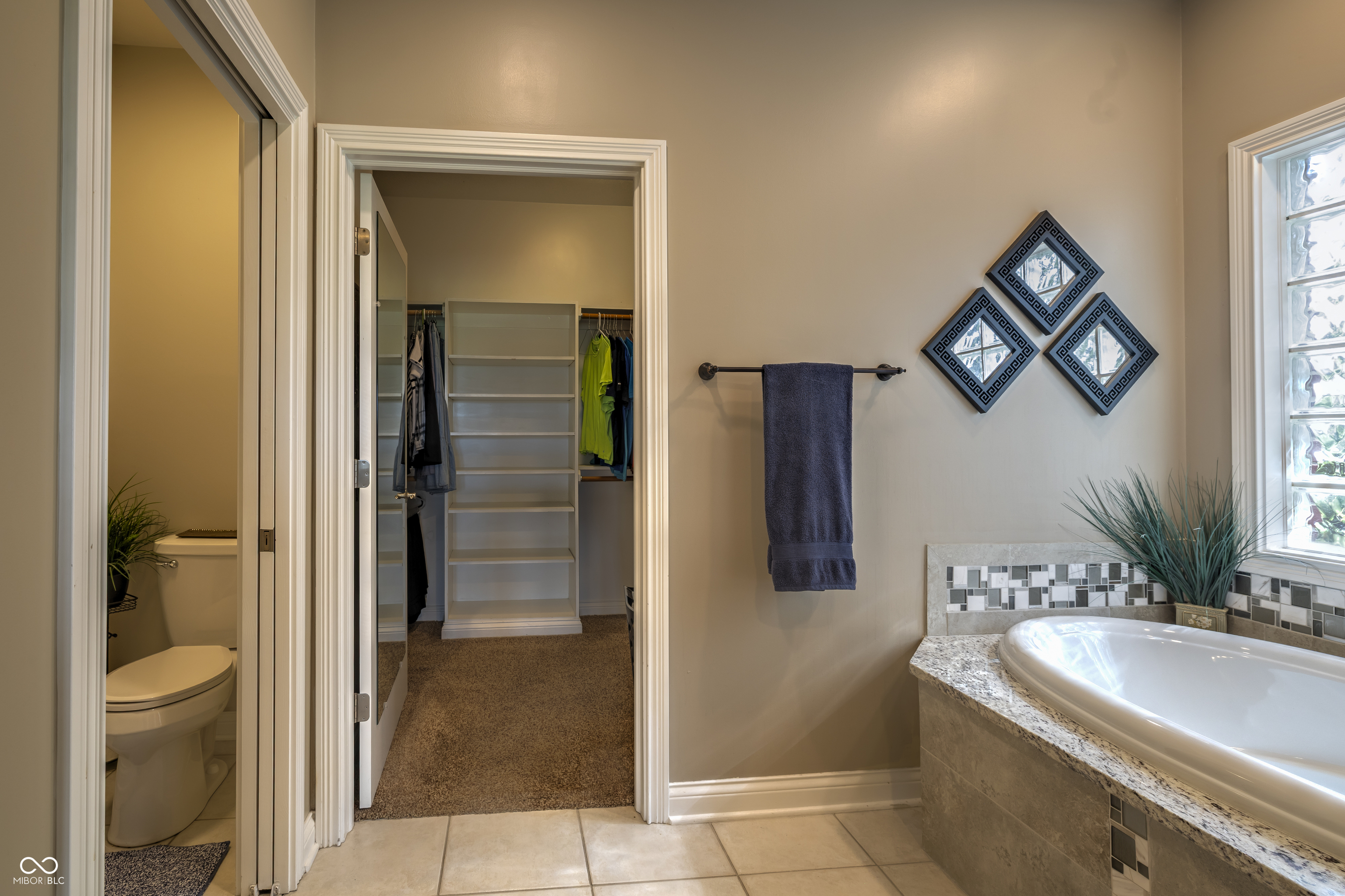 16483 Valhalla Drive