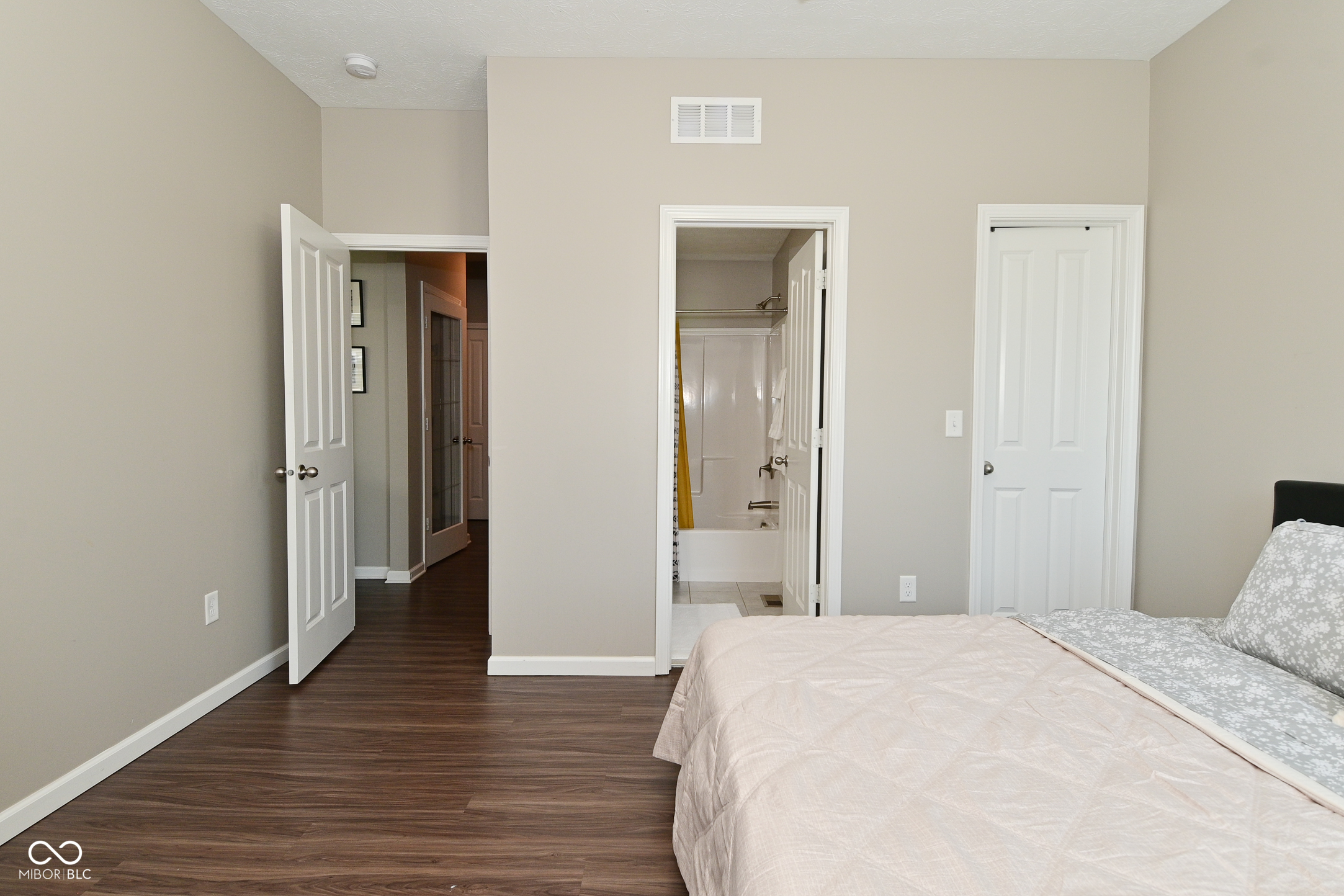 16492 Wilsons Farm Drive
