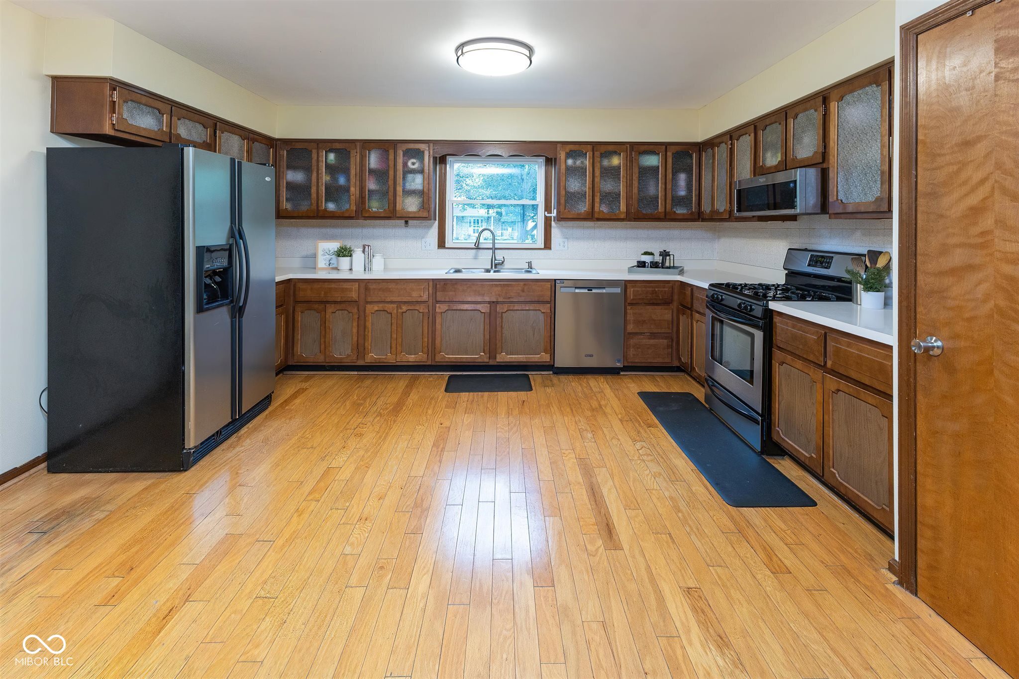 6725 Woodmere Court
