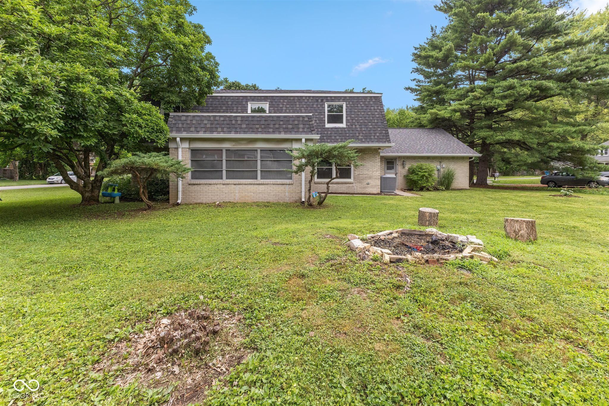 6725 Woodmere Court
