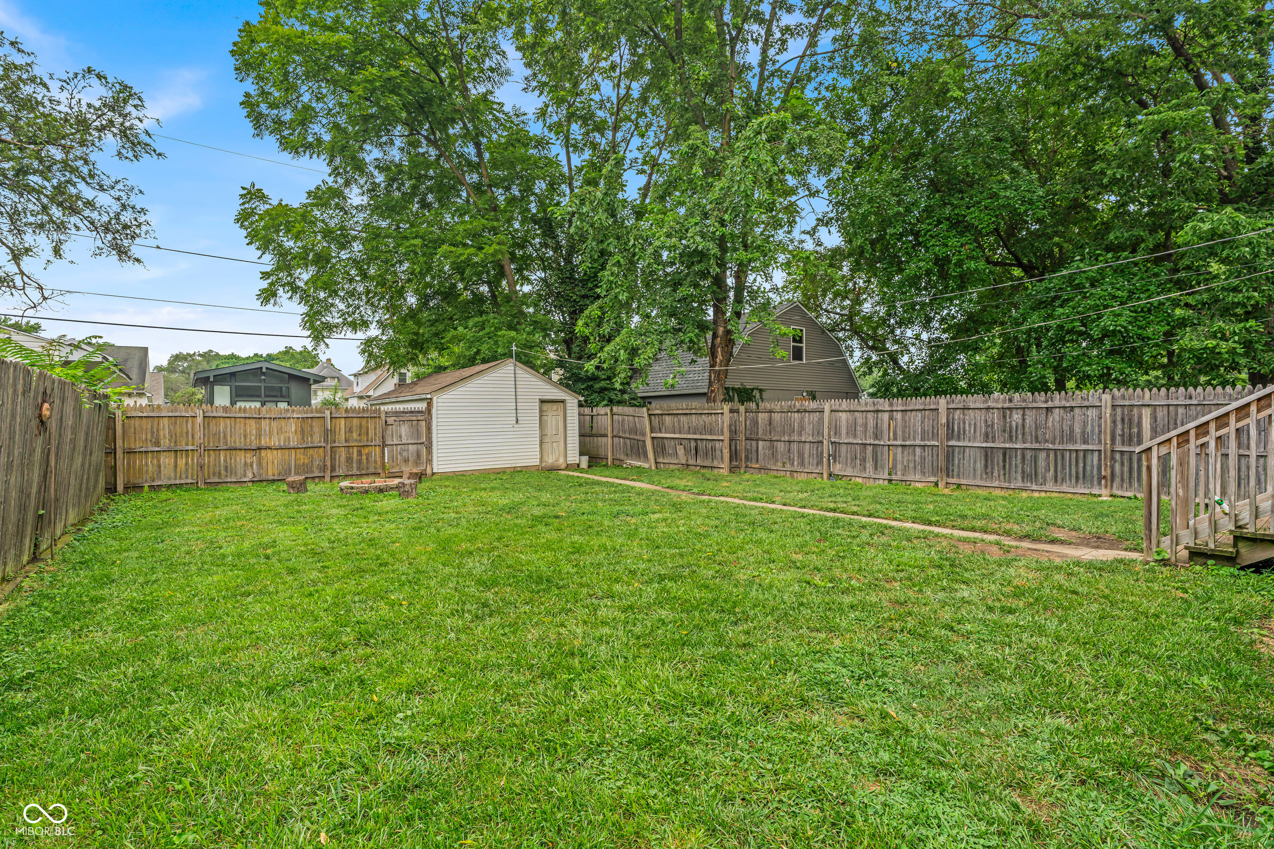 1232 N Oakland Avenue