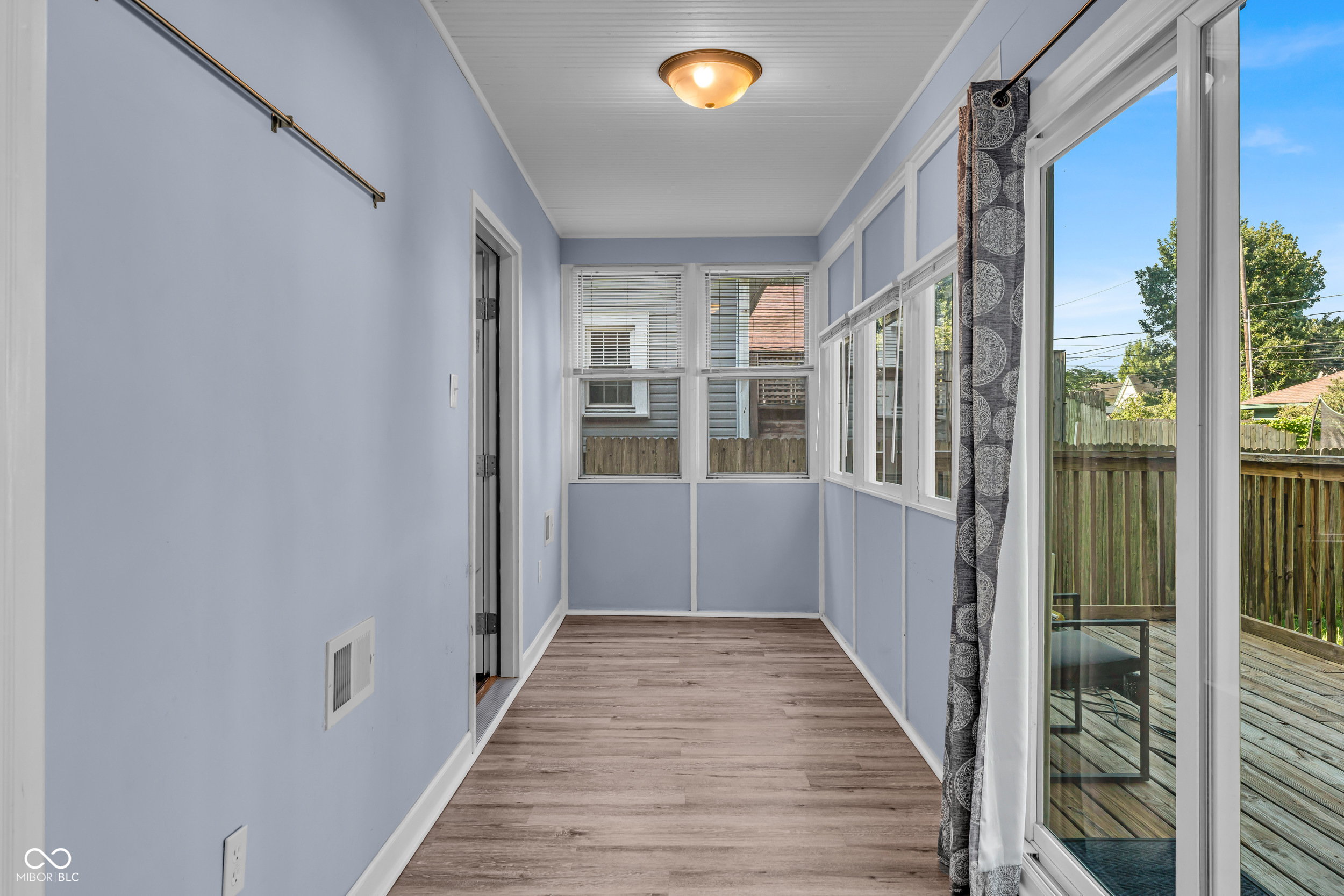 1232 N Oakland Avenue