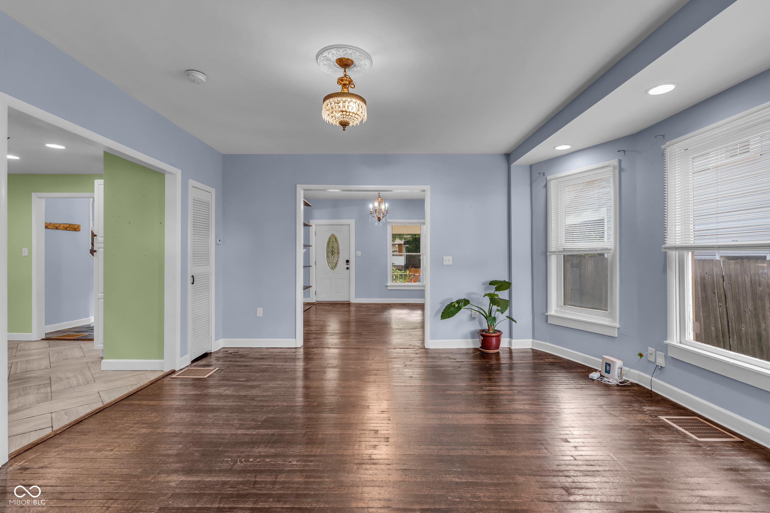 1232 N Oakland Avenue