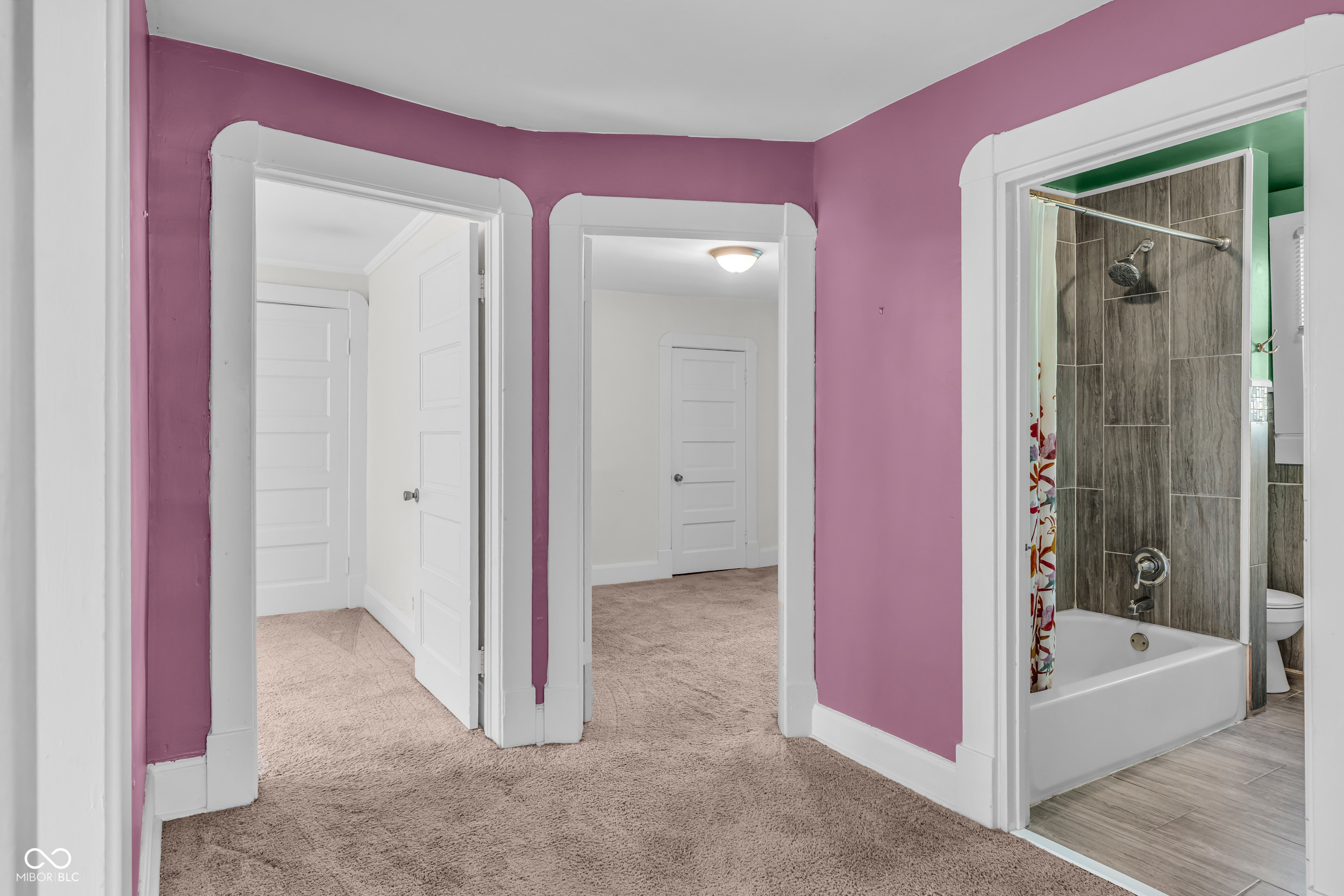 1232 N Oakland Avenue