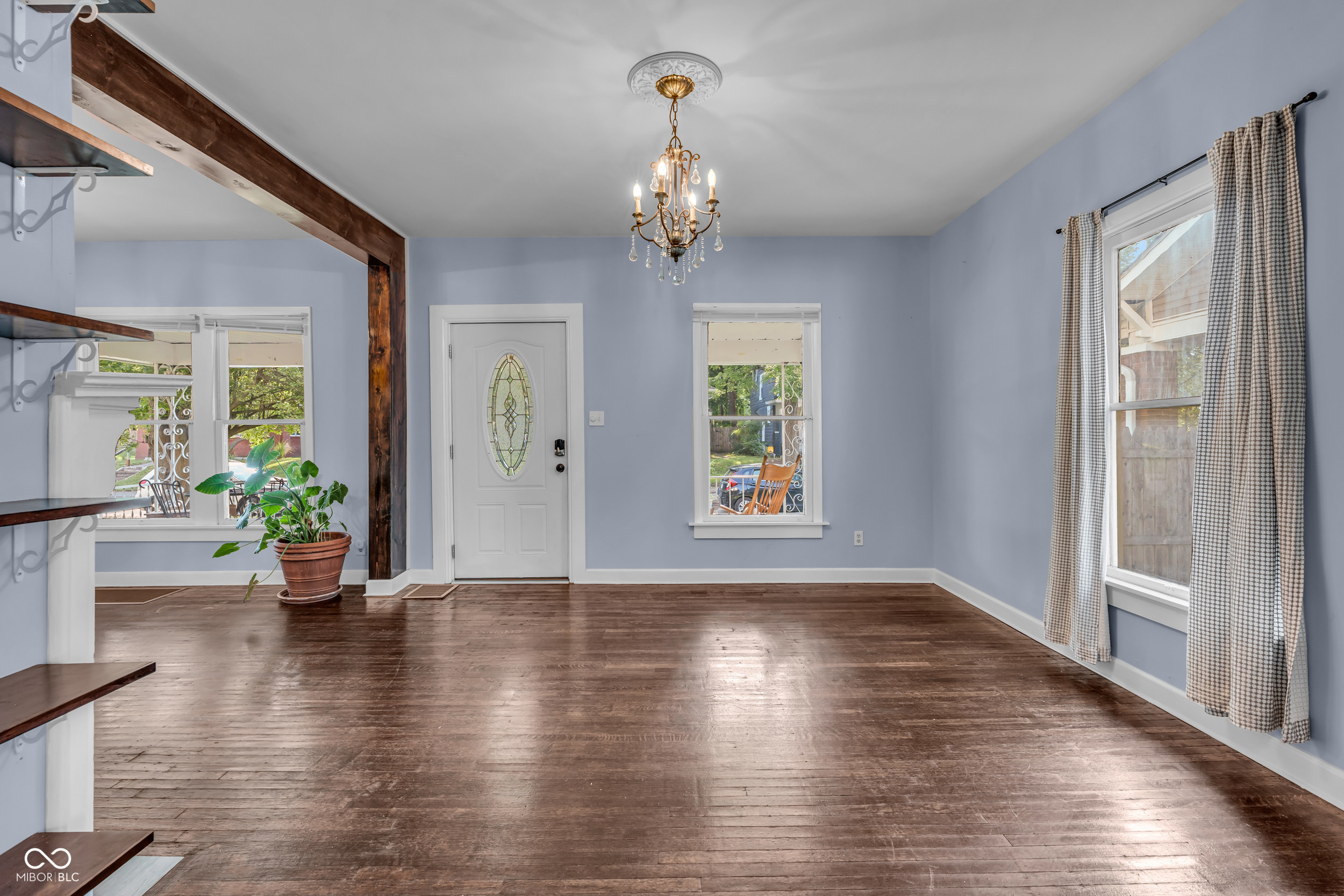 1232 N Oakland Avenue