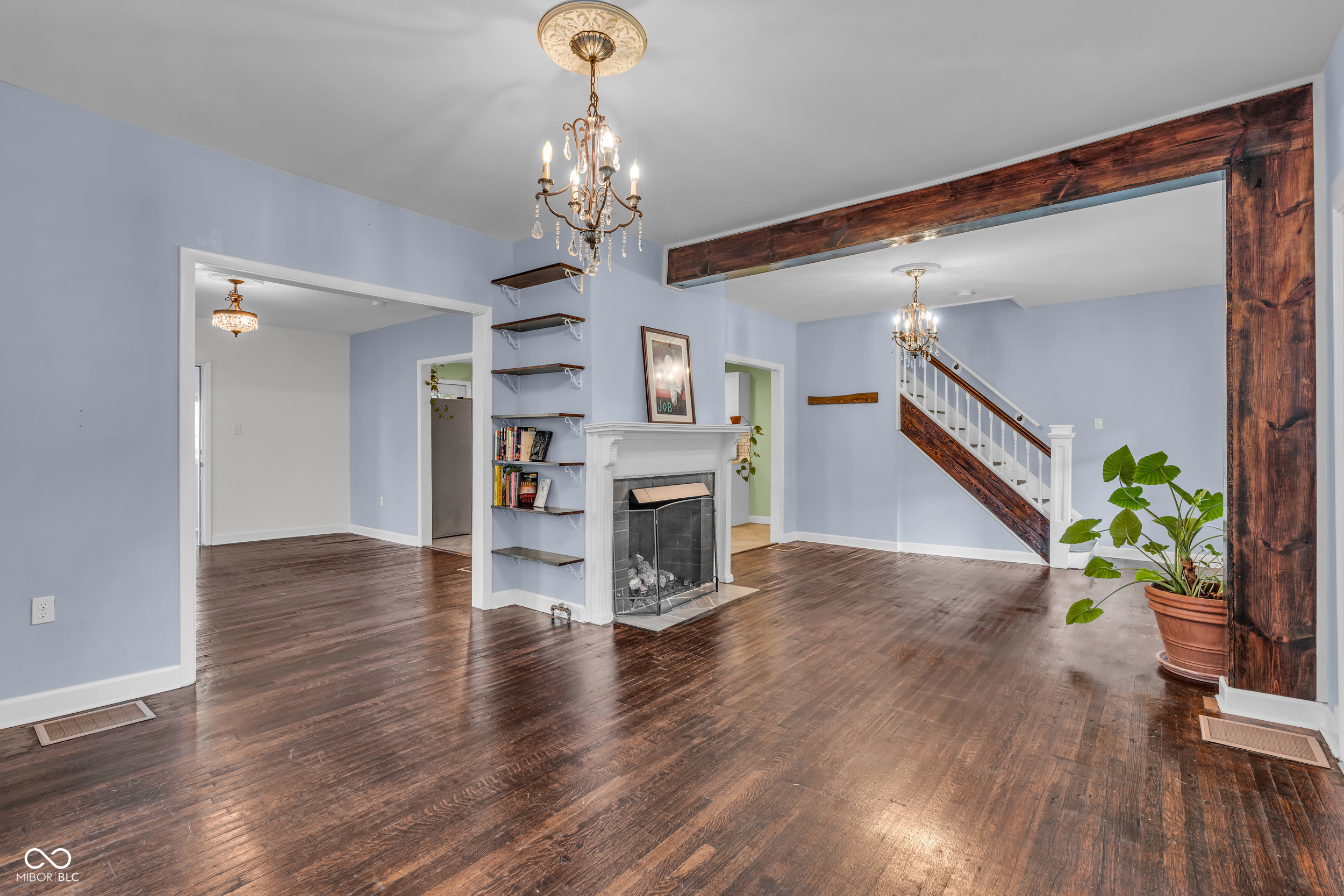 1232 N Oakland Avenue