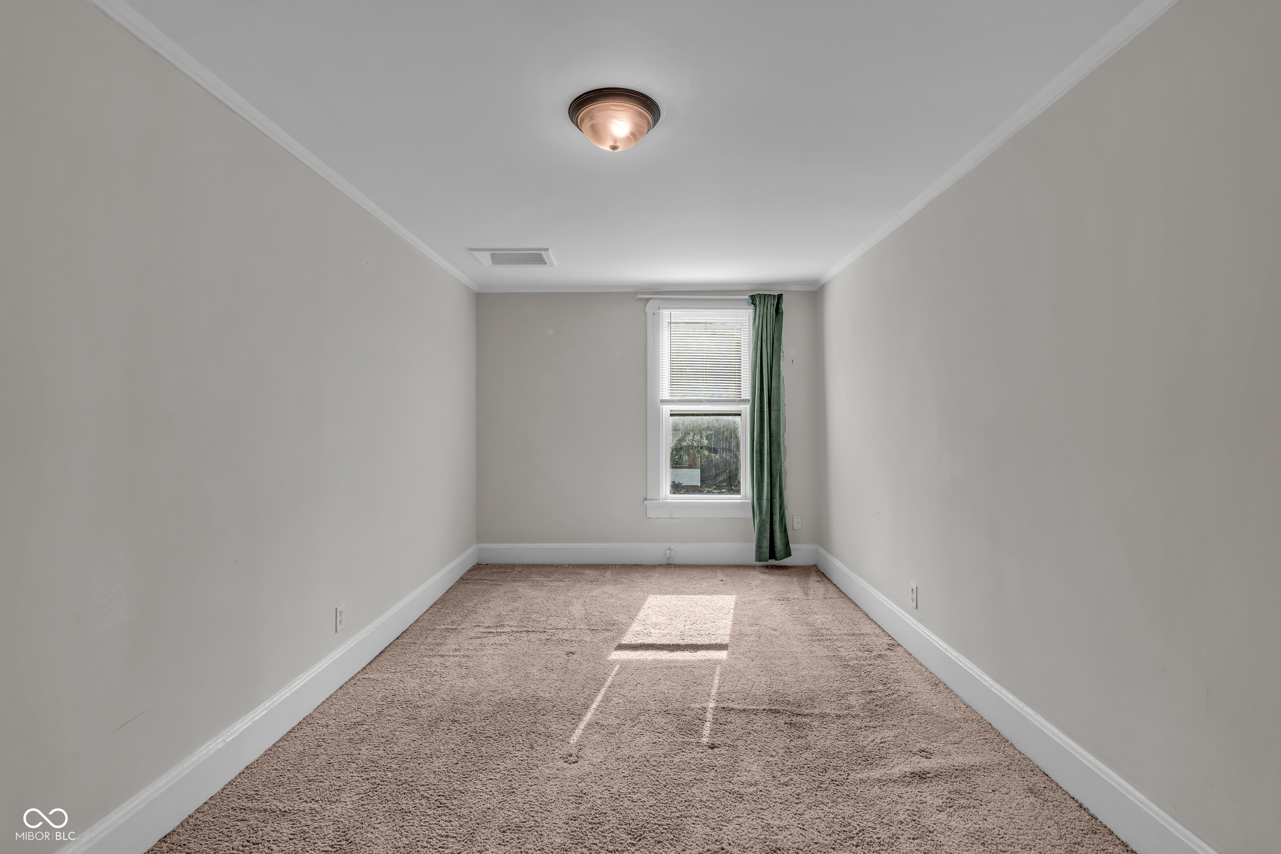 1232 N Oakland Avenue