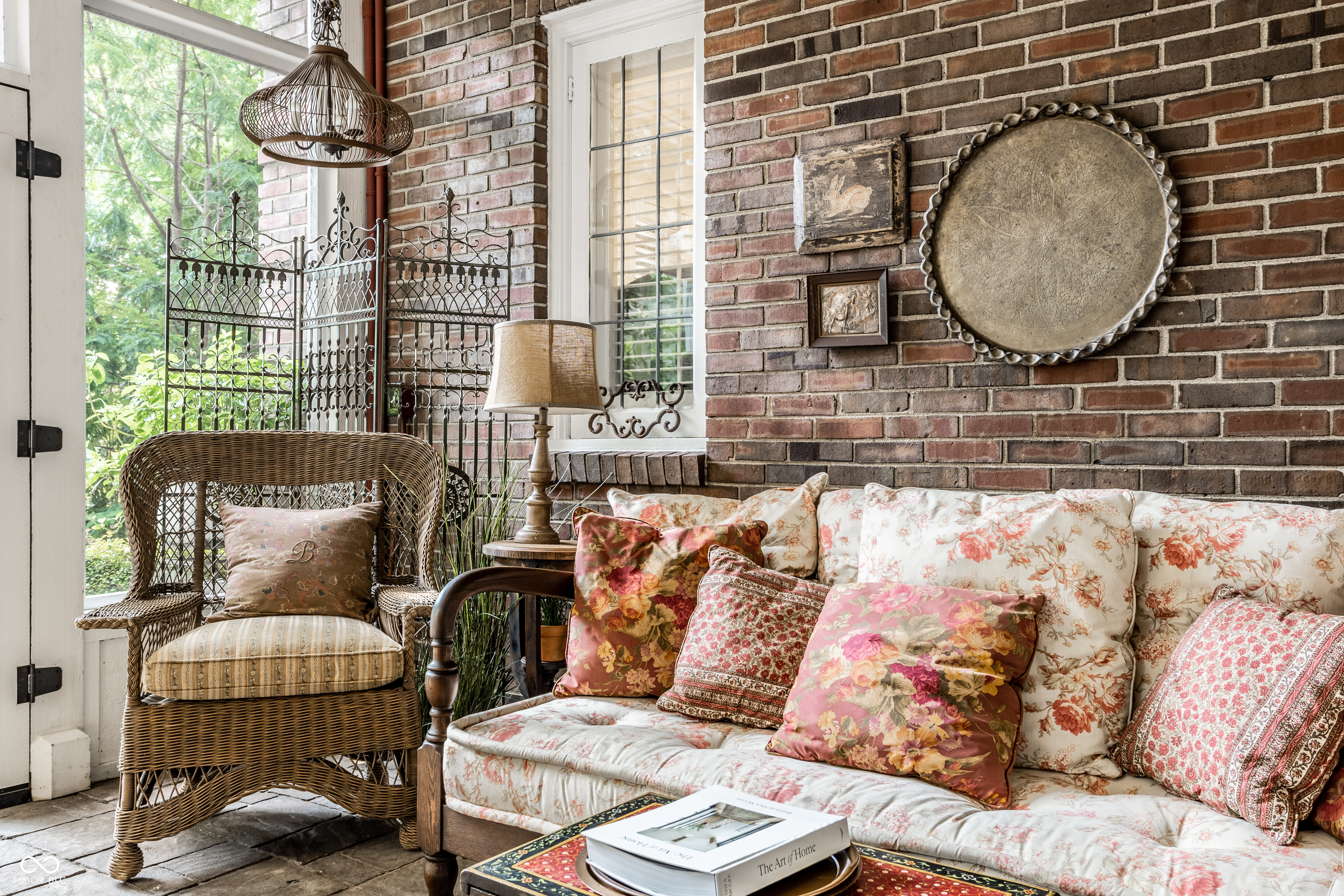 5433 N Delaware Street