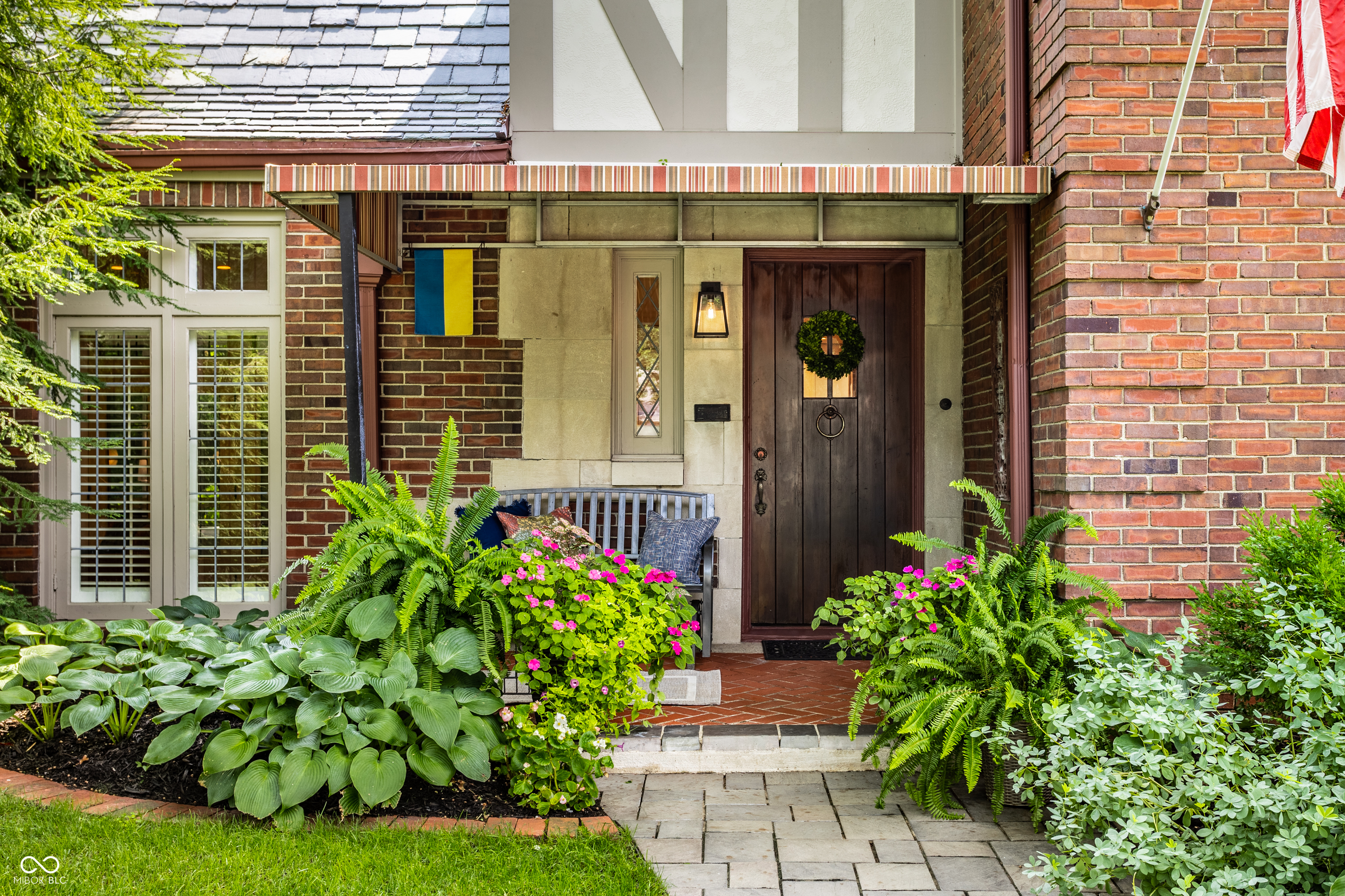 5433 N Delaware Street