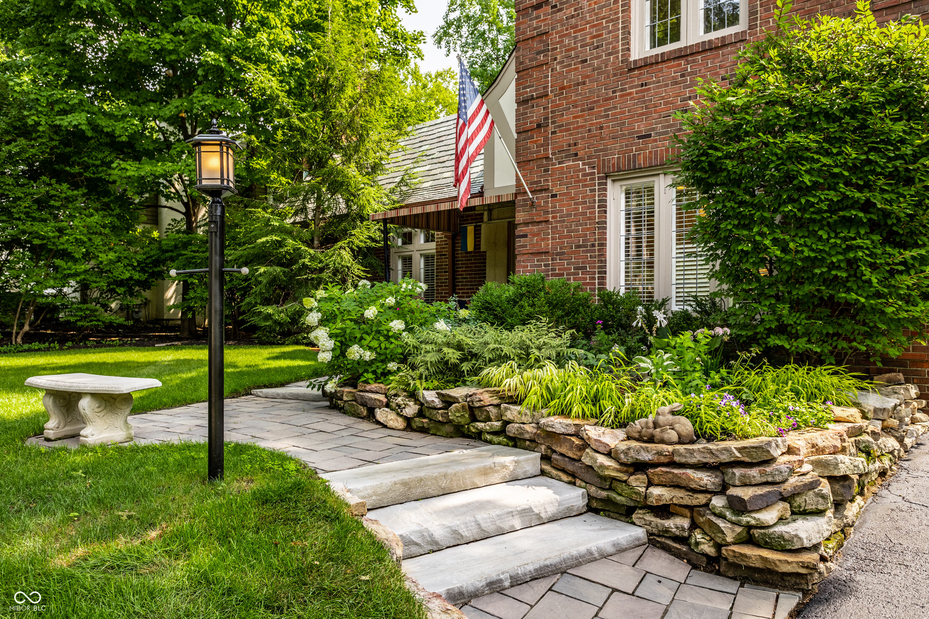 5433 N Delaware Street