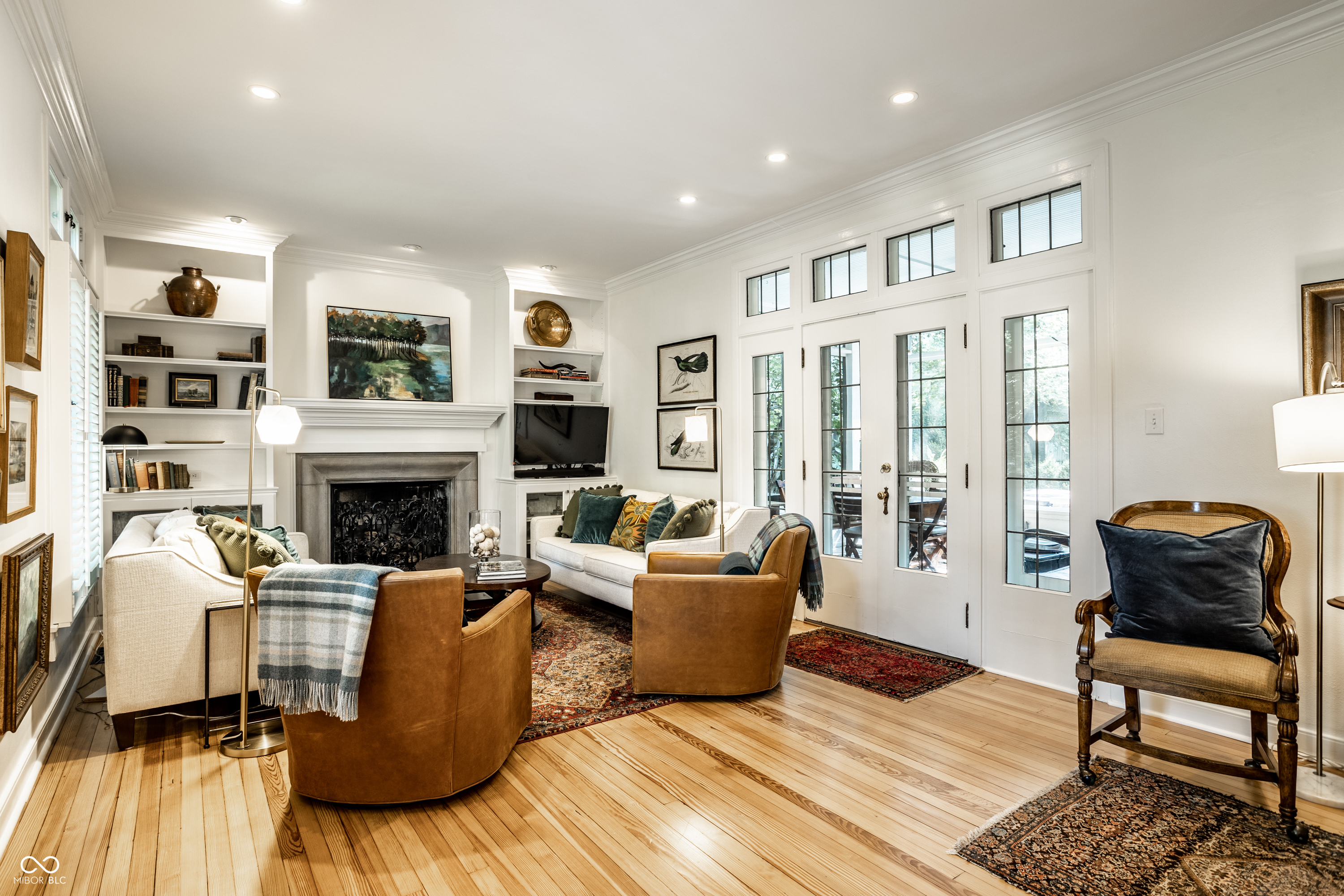 5433 N Delaware Street