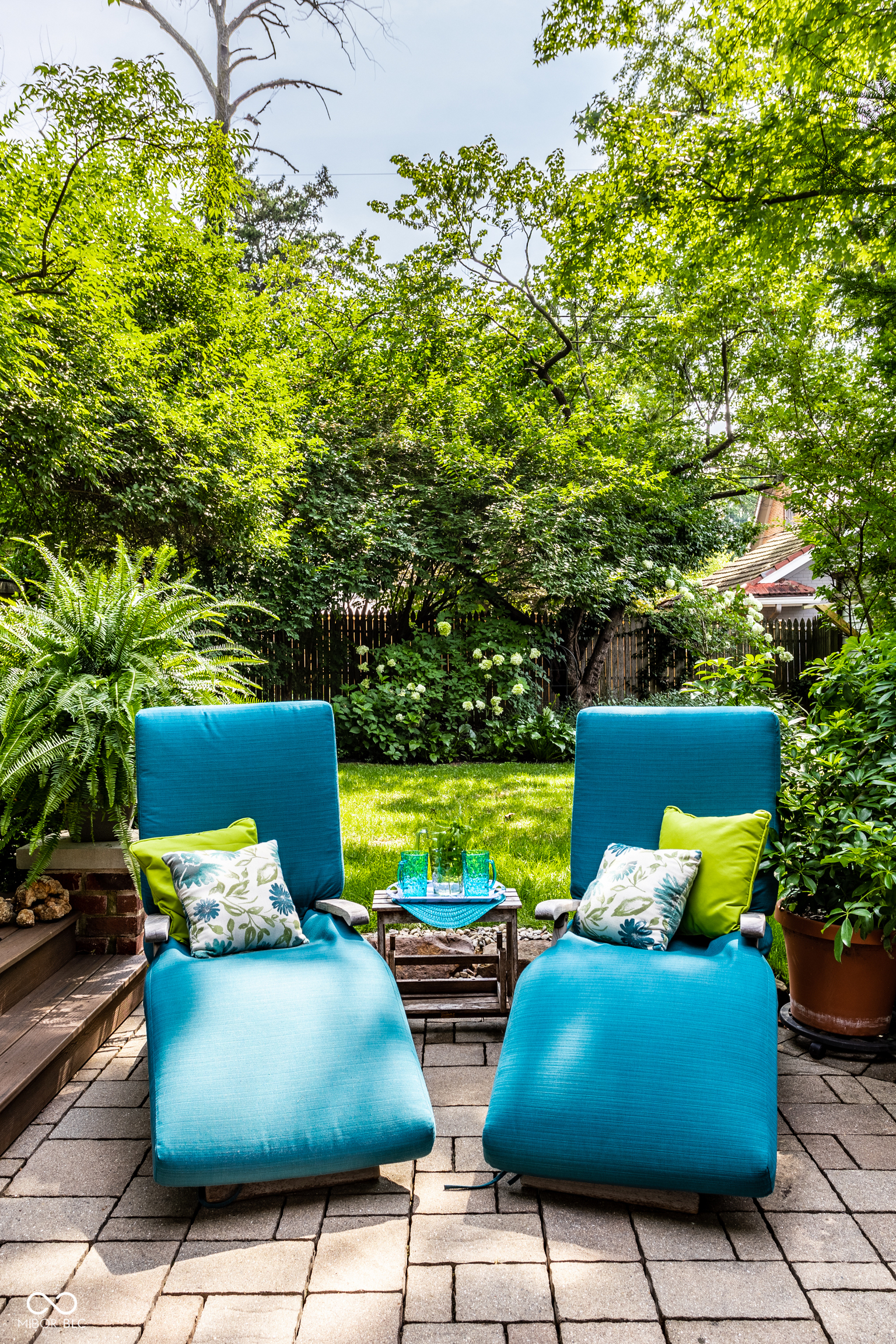 5433 N Delaware Street