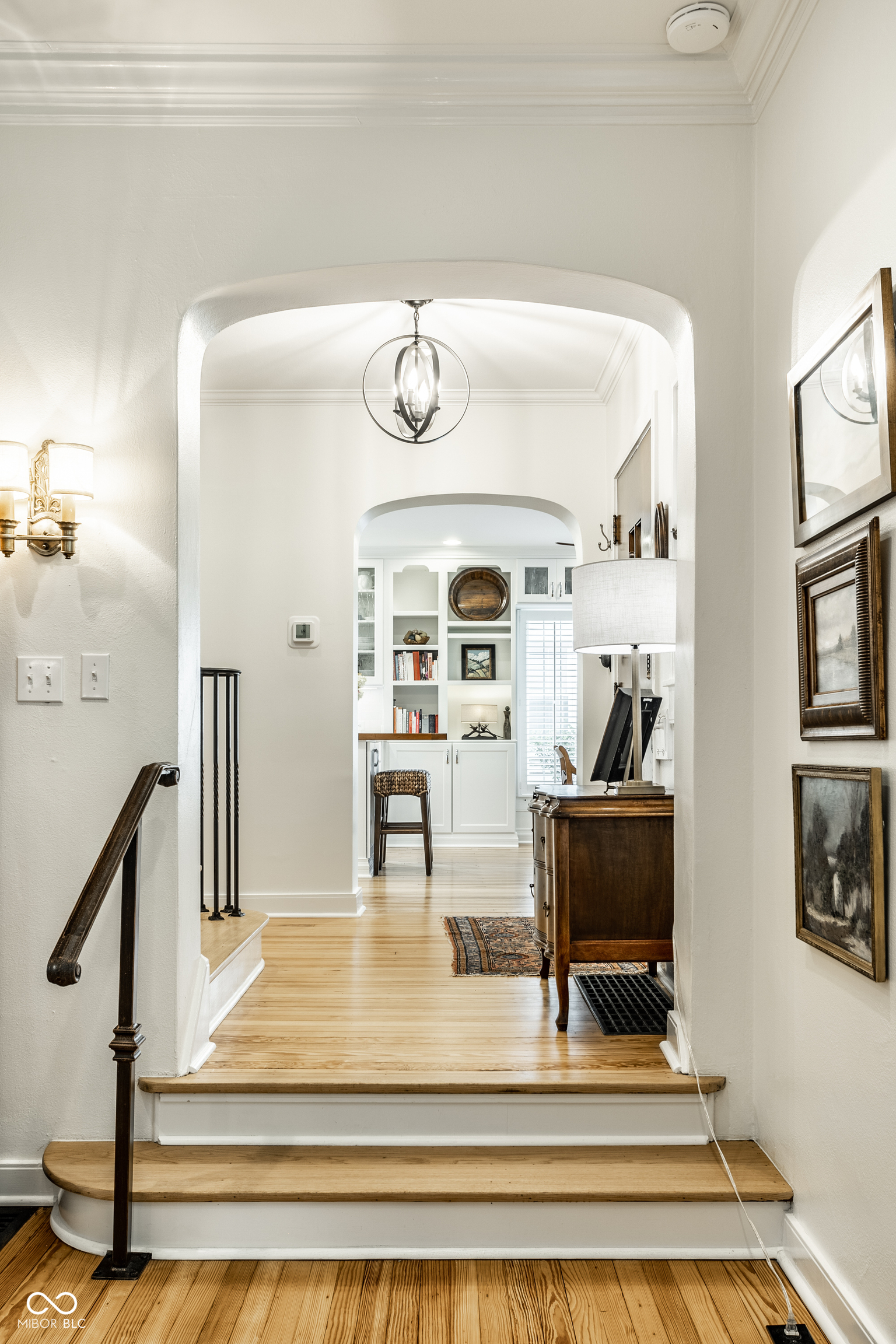 5433 N Delaware Street