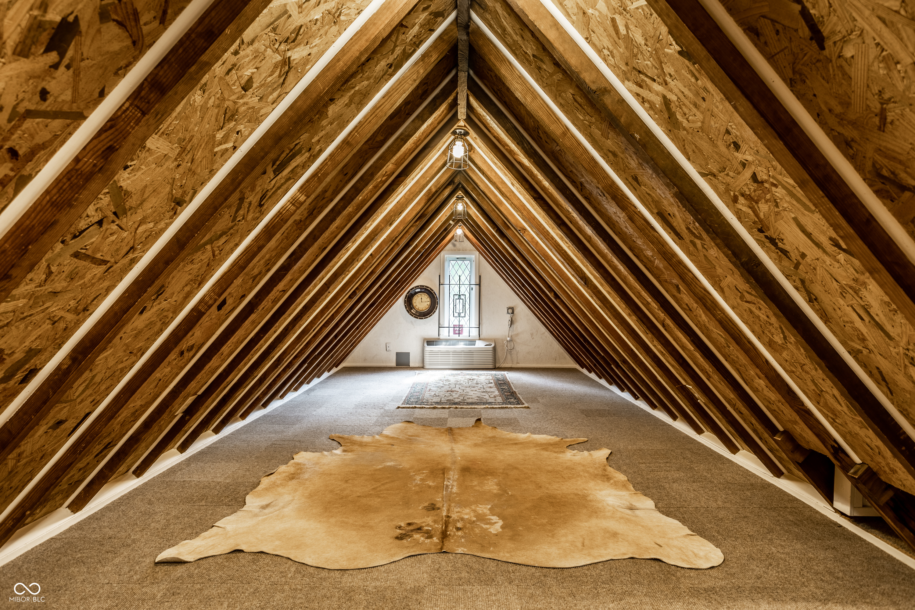 5433 N Delaware Street