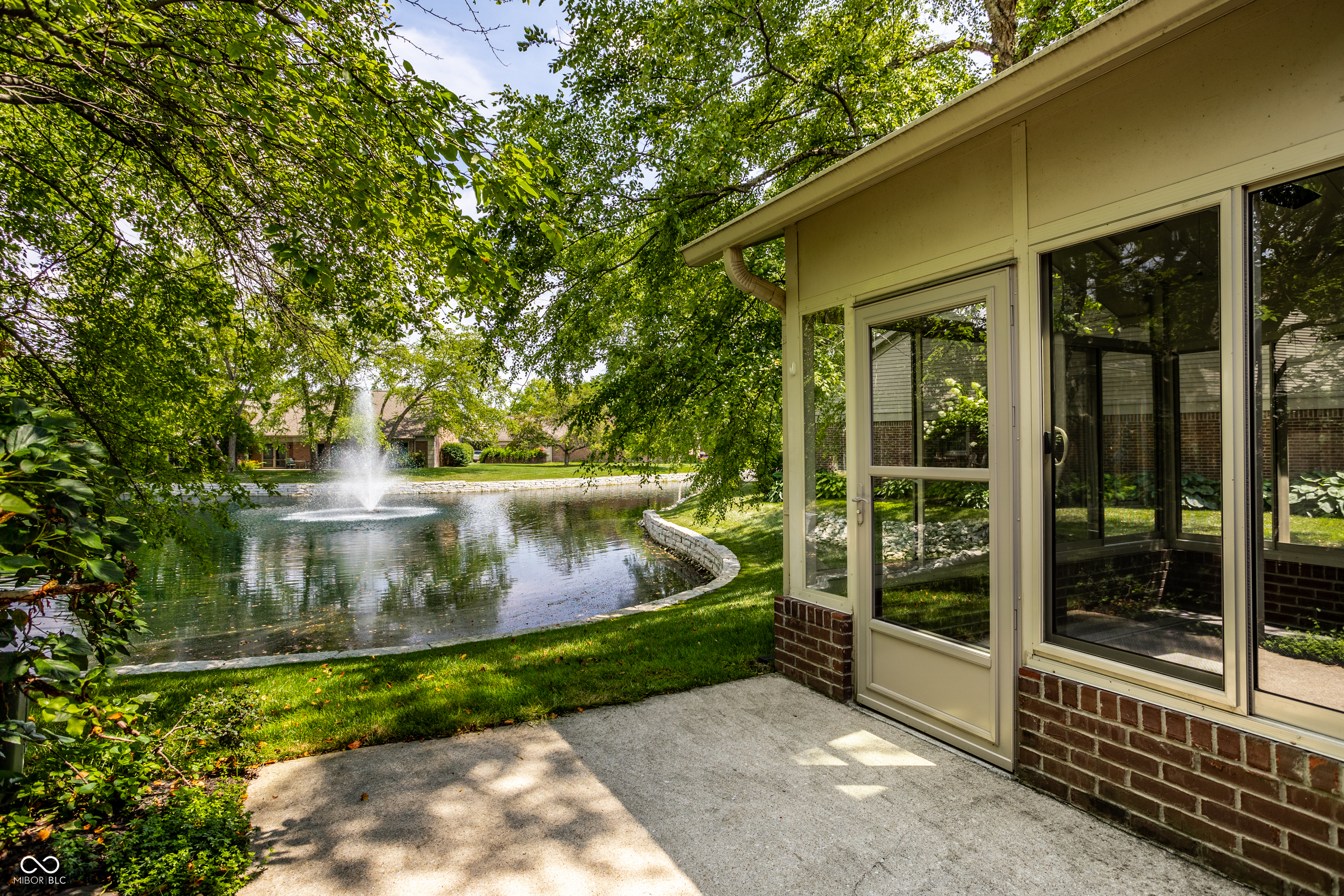 8535 Olde Mill Circle W Drive
