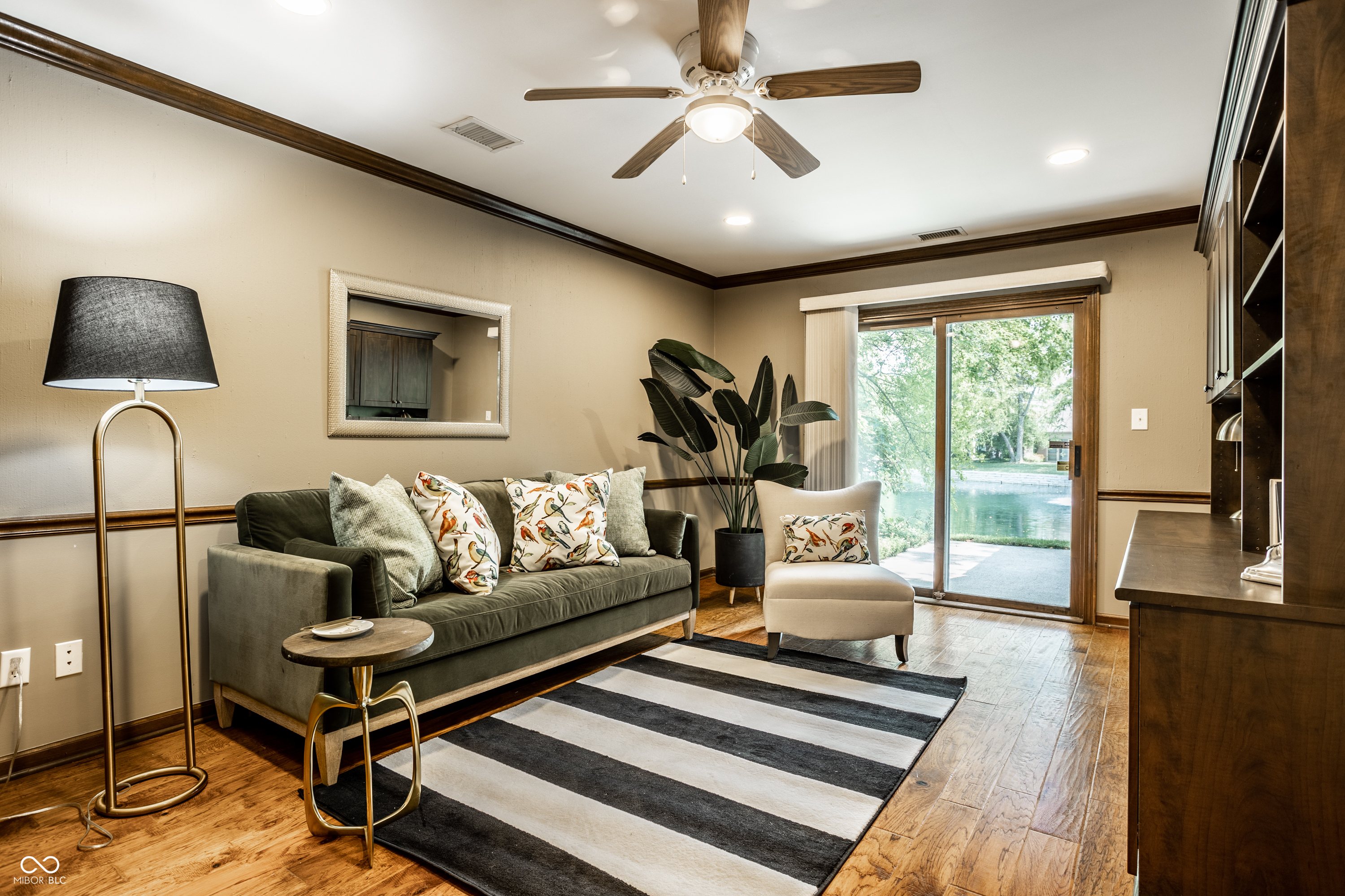8535 Olde Mill Circle W Drive