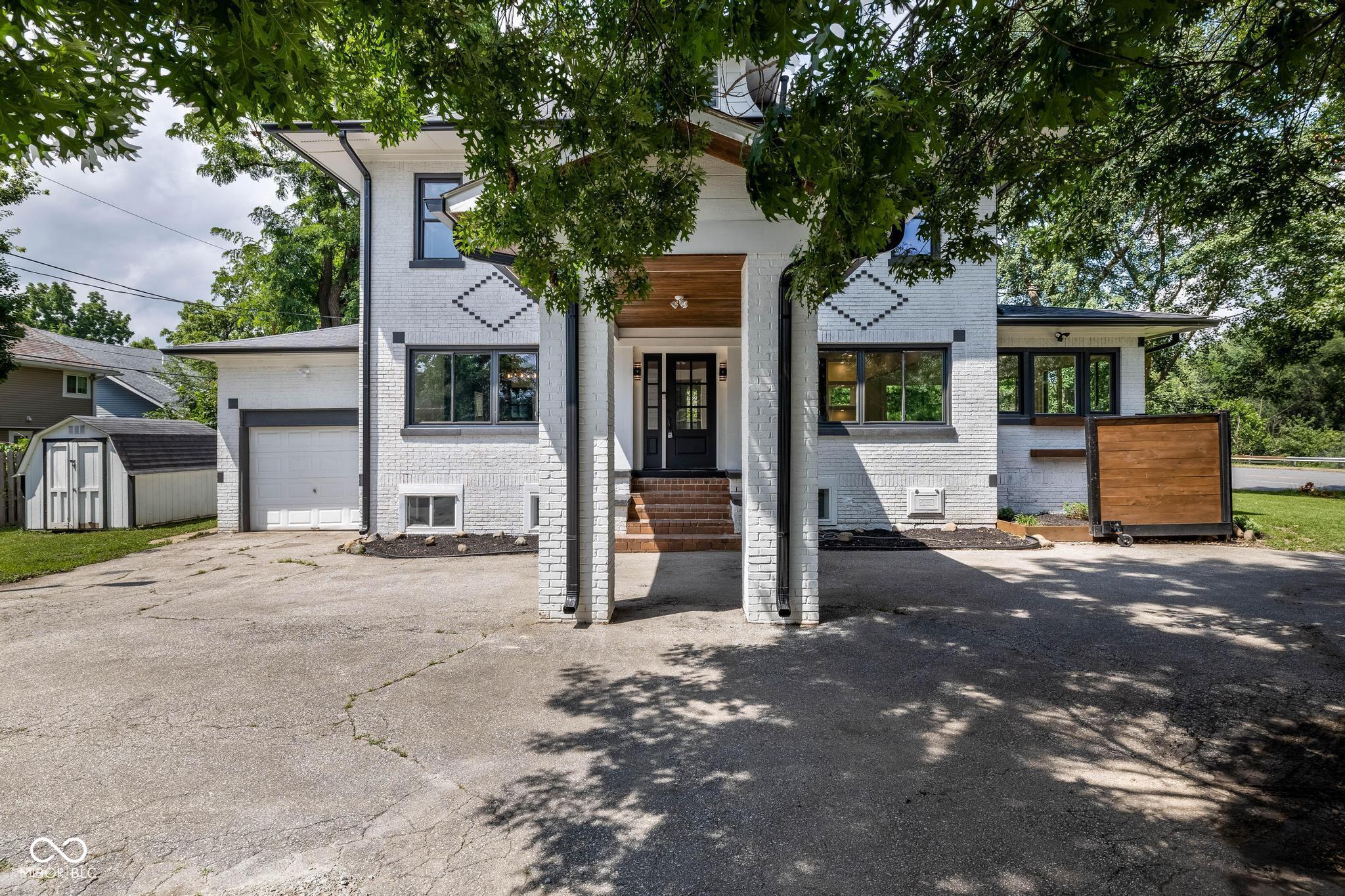 3118 E Fall Creek Parkway N