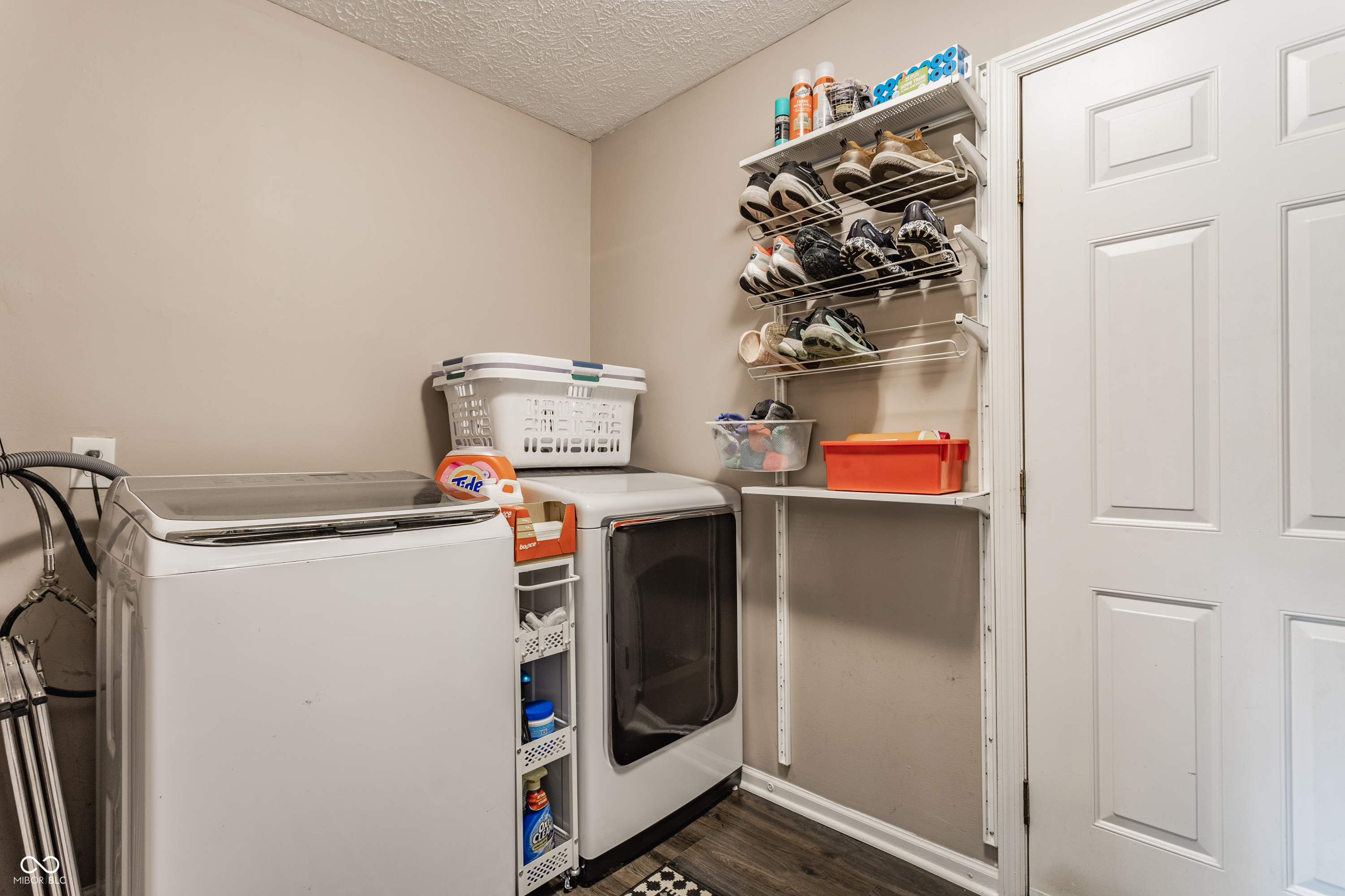 8381 Glen Highlands Drive