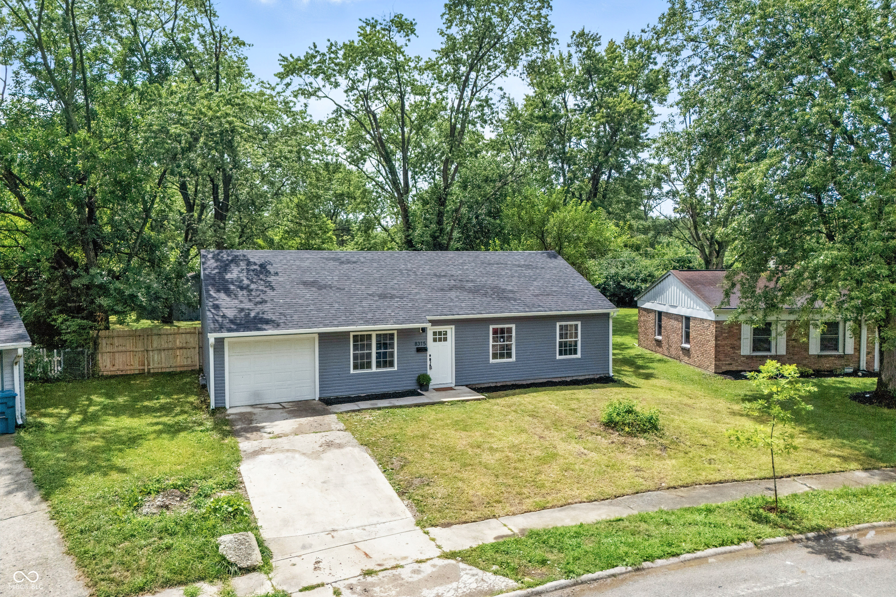 8315 E 36th Place