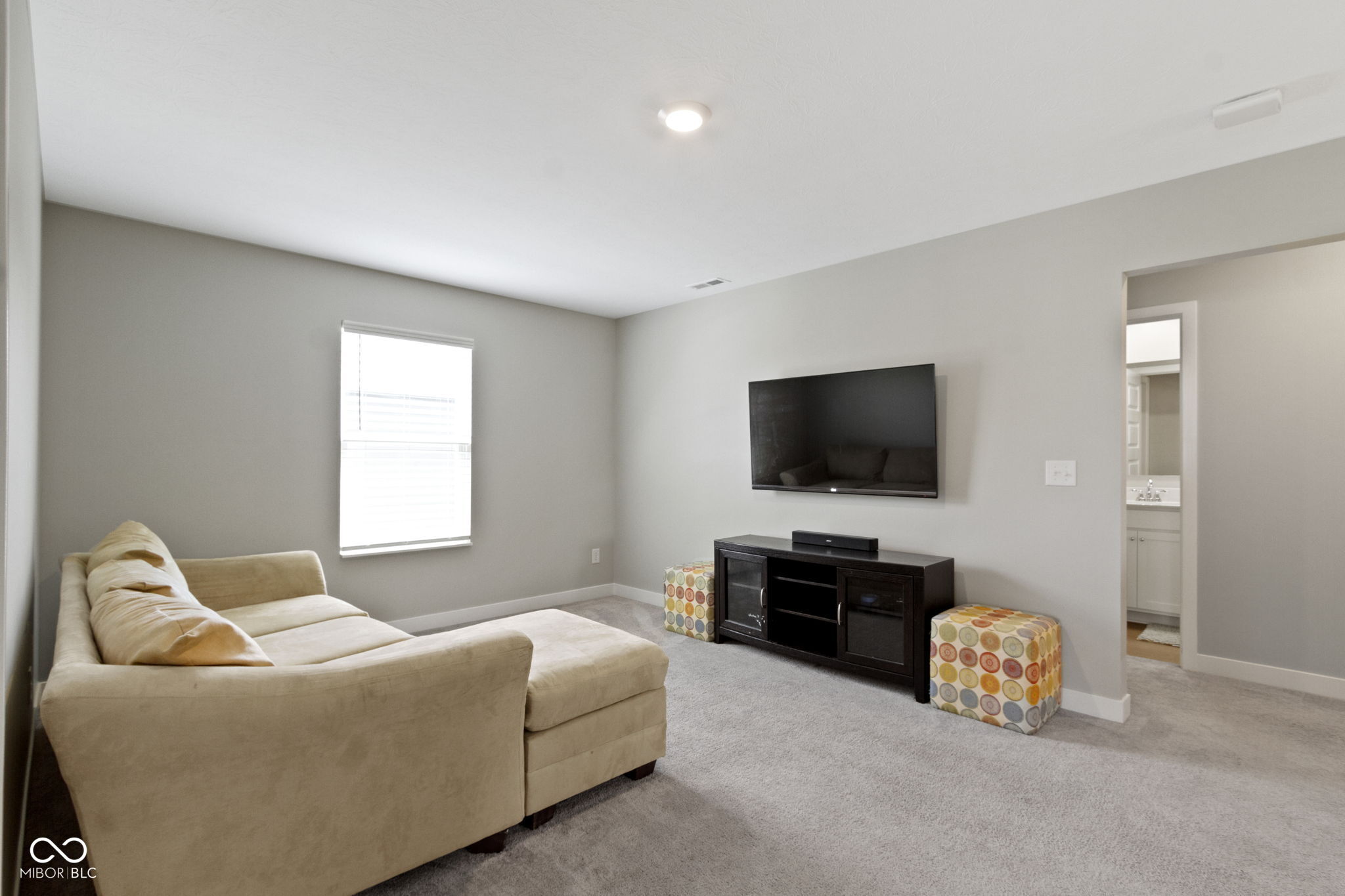 9778 Alzada Drive