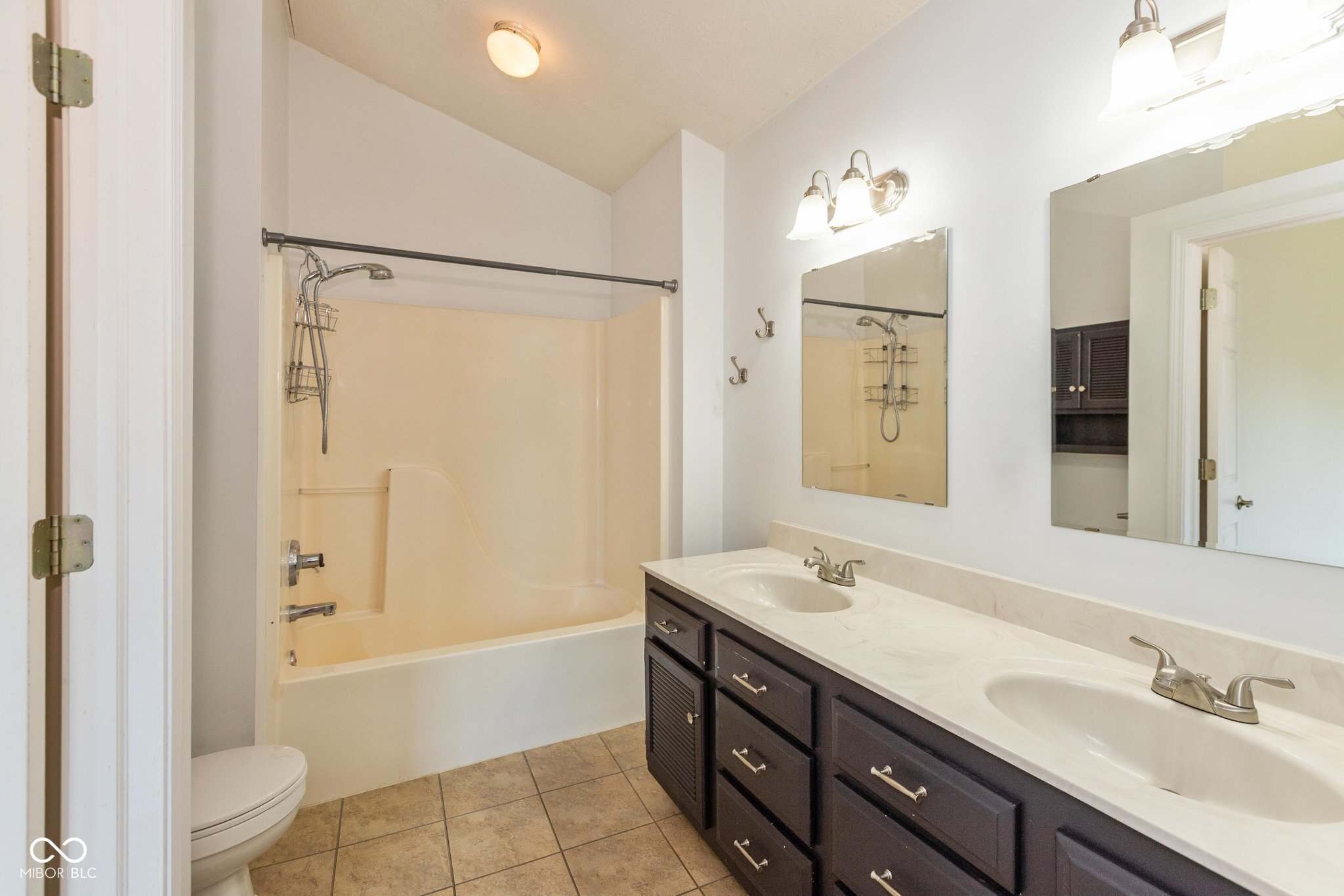 6118 Amber Court