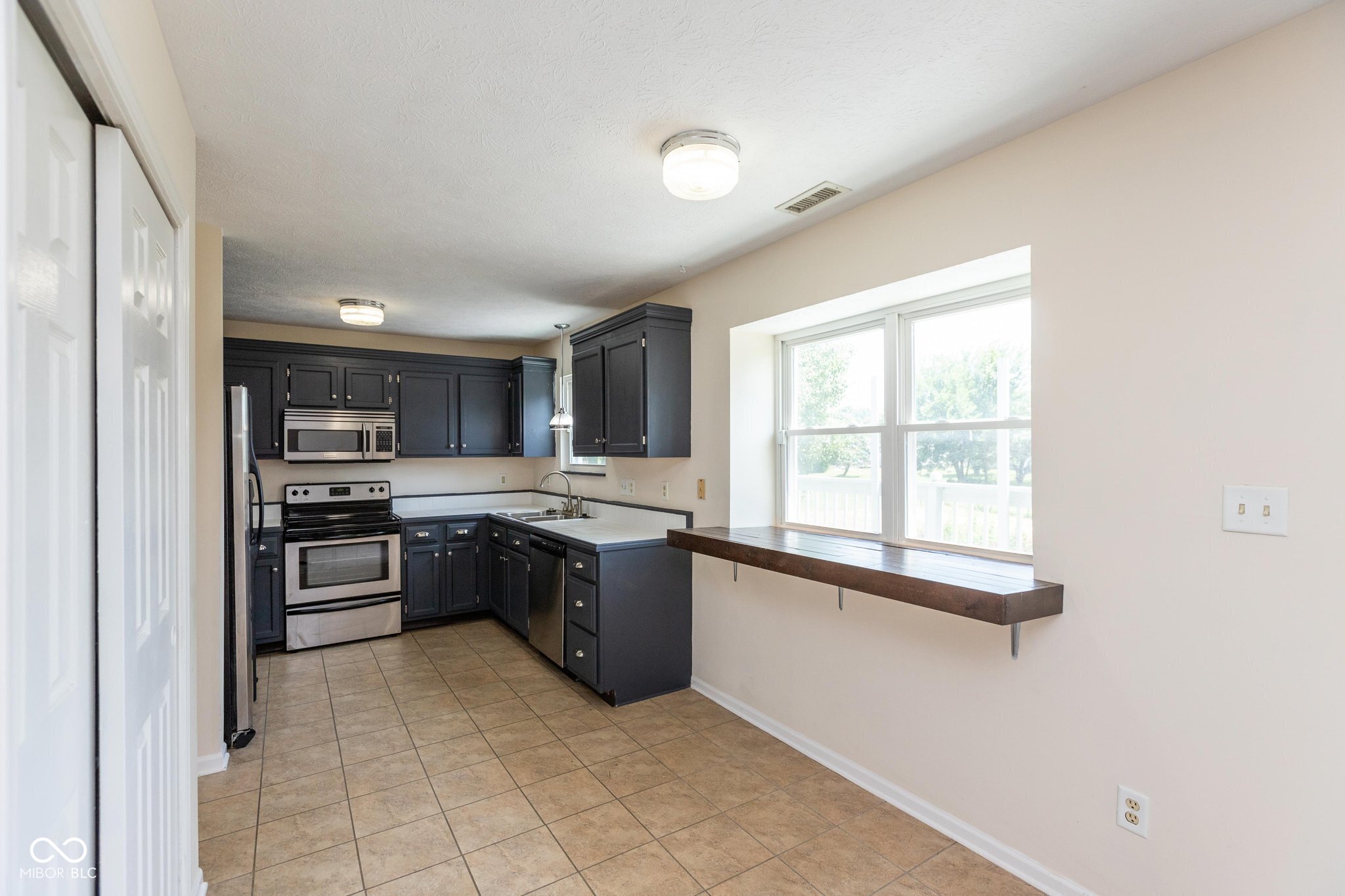 6118 Amber Court