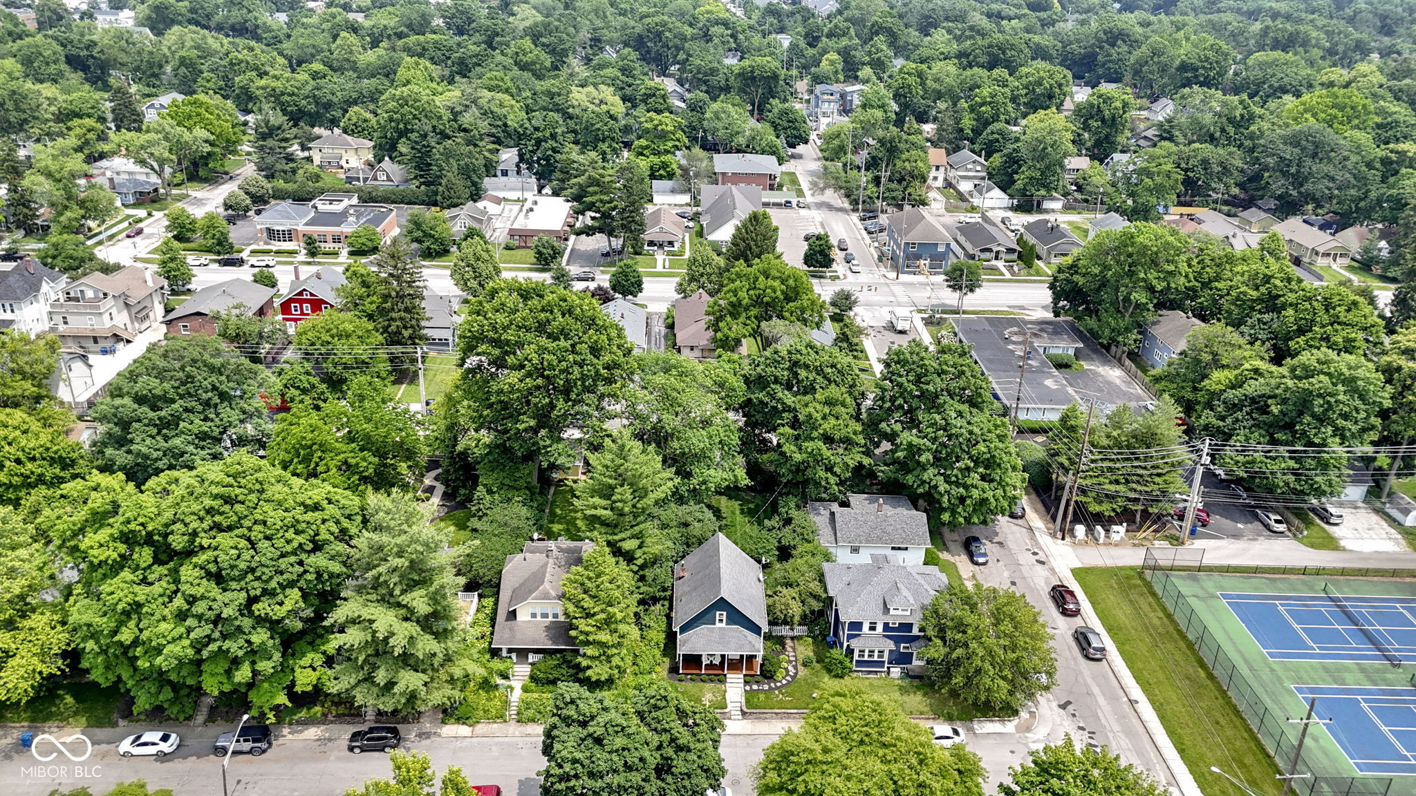 6107 Broadway Street