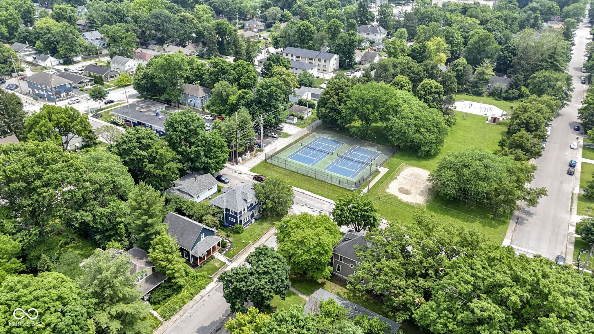 6107 Broadway Street