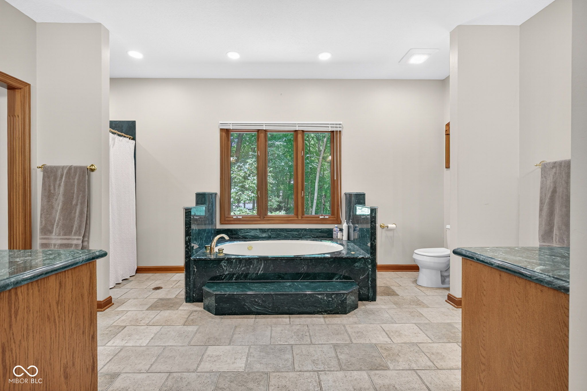 12551 Walnut Ridge Place