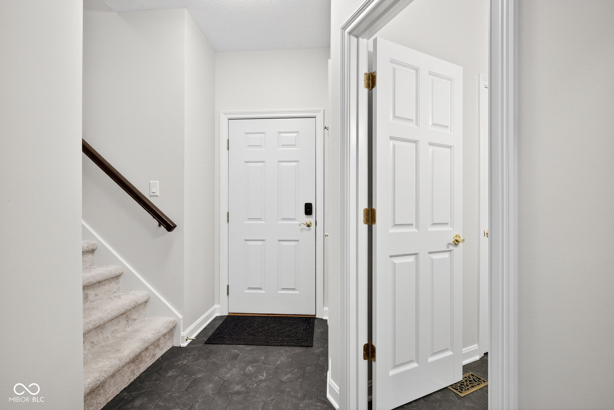 12551 Walnut Ridge Place