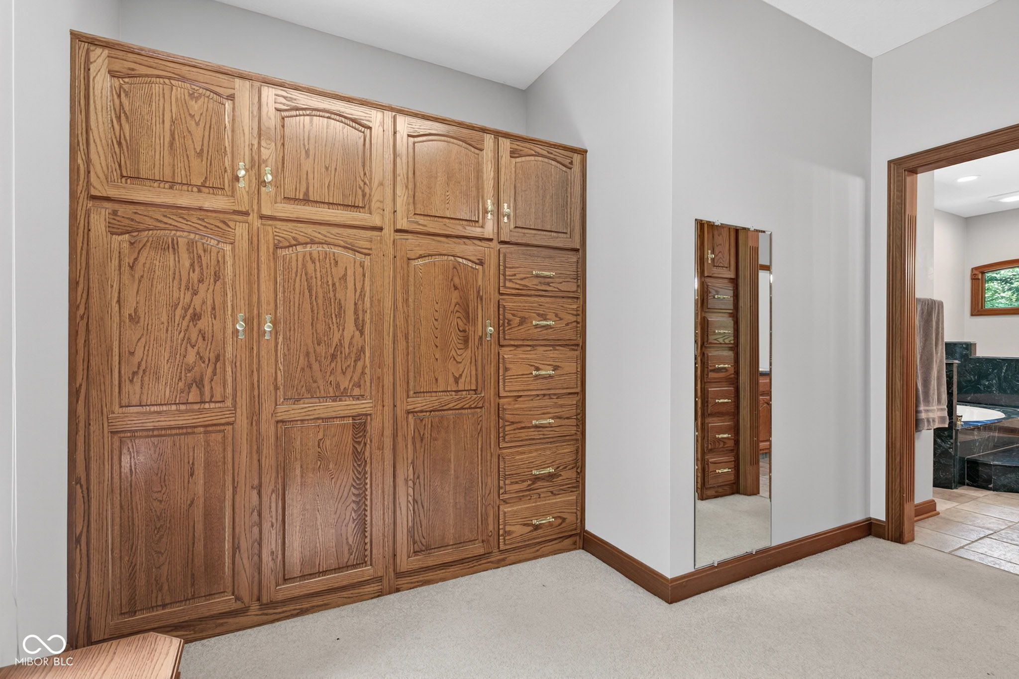 12551 Walnut Ridge Place