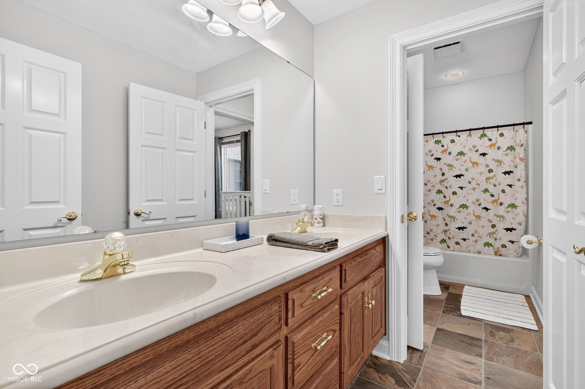 12551 Walnut Ridge Place