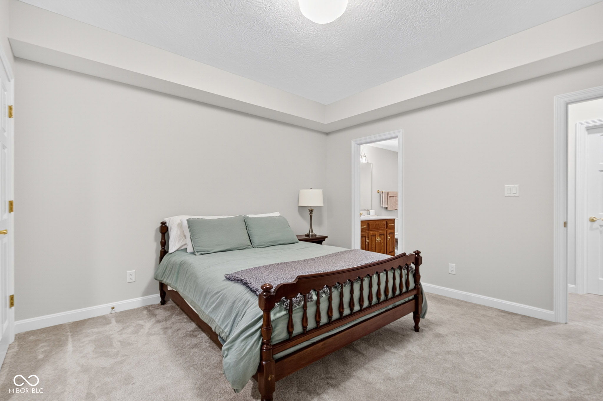 12551 Walnut Ridge Place