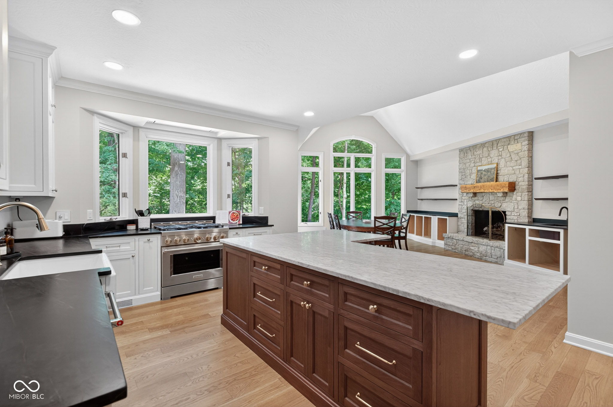 12551 Walnut Ridge Place