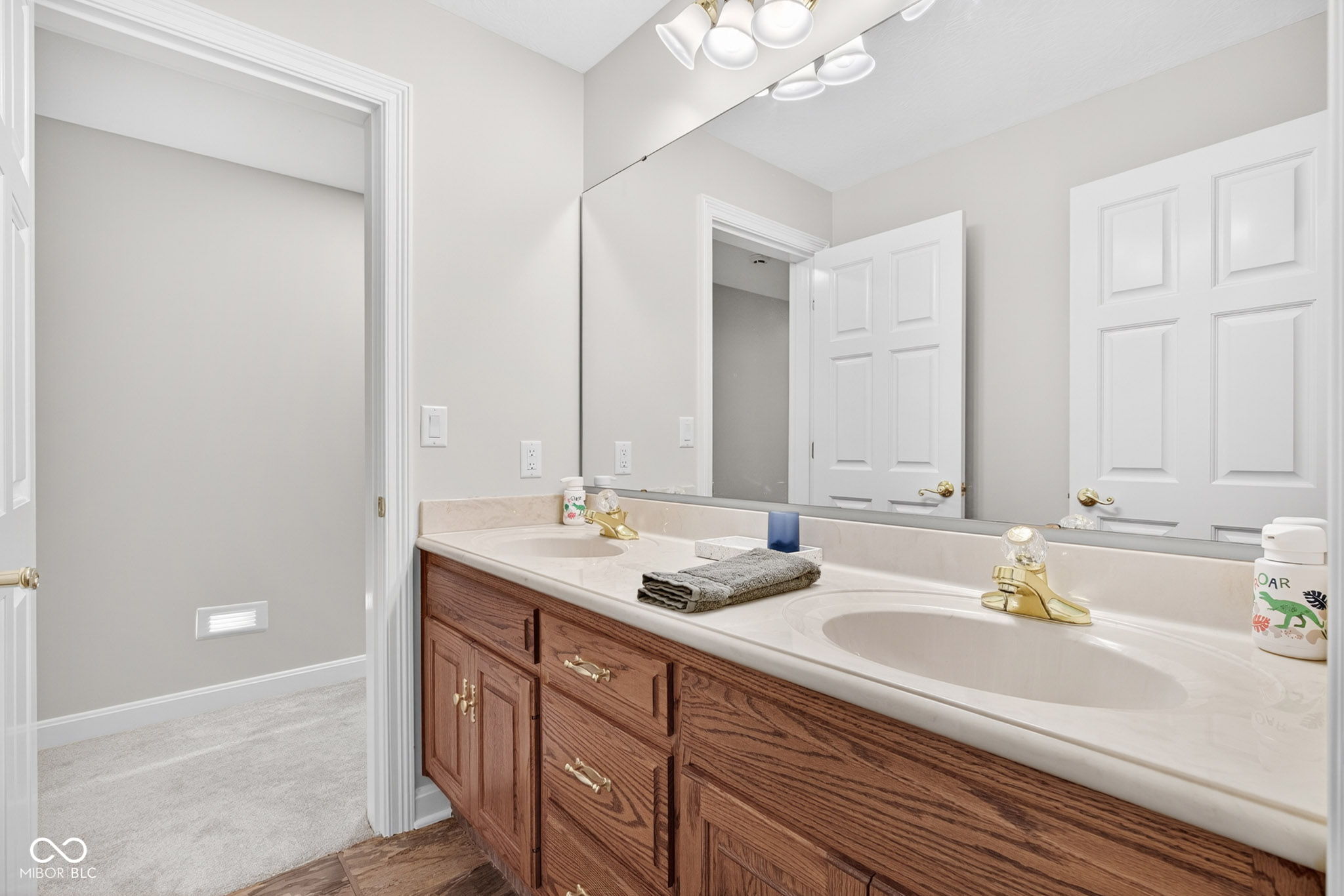12551 Walnut Ridge Place