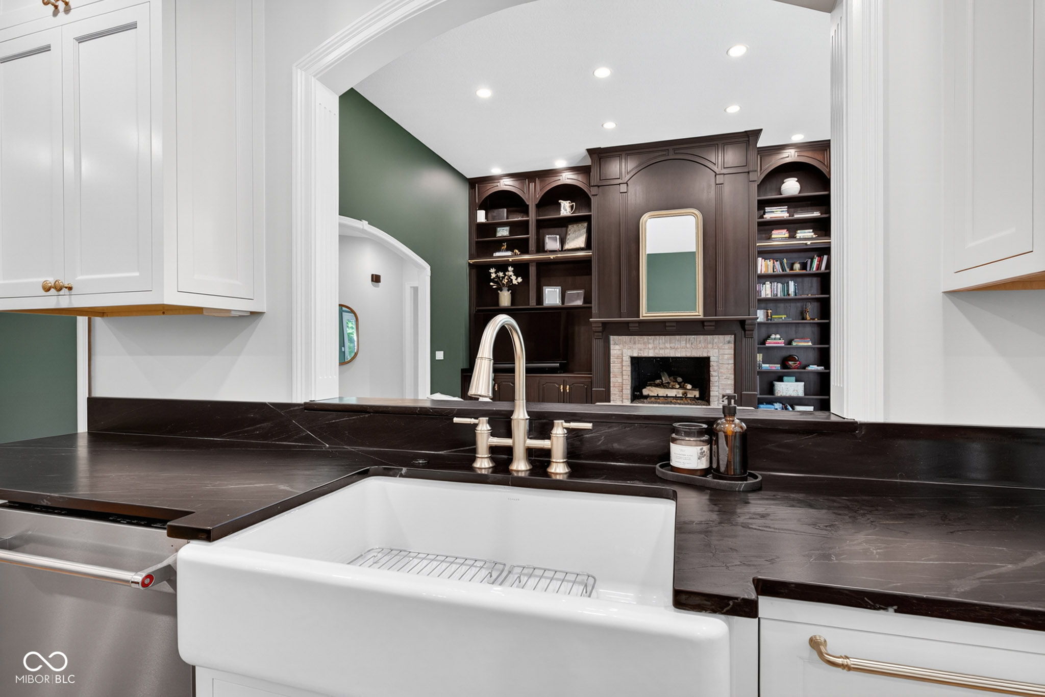 12551 Walnut Ridge Place