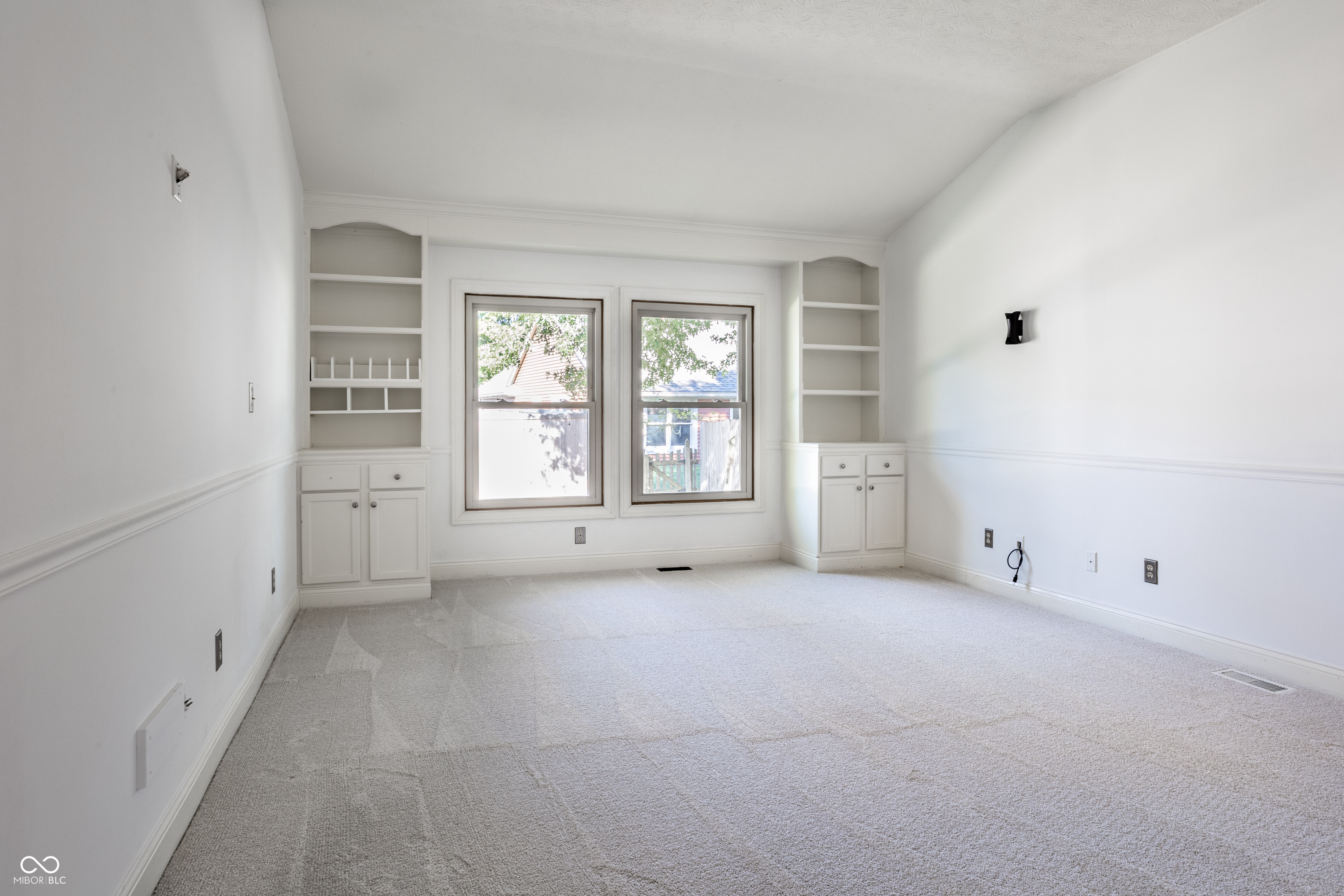 7744 Hooper Strait Drive