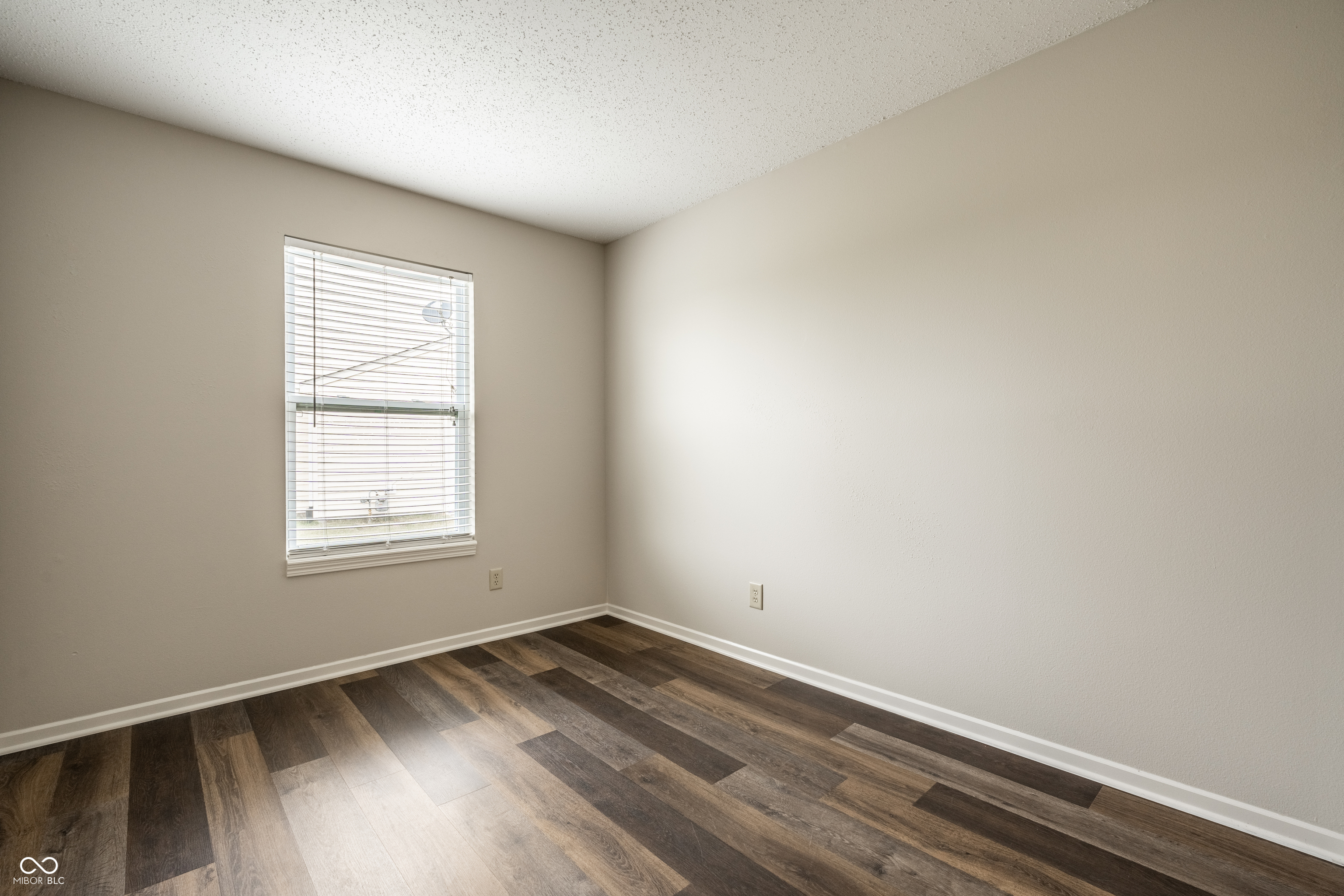 1224 Maple Trace Way