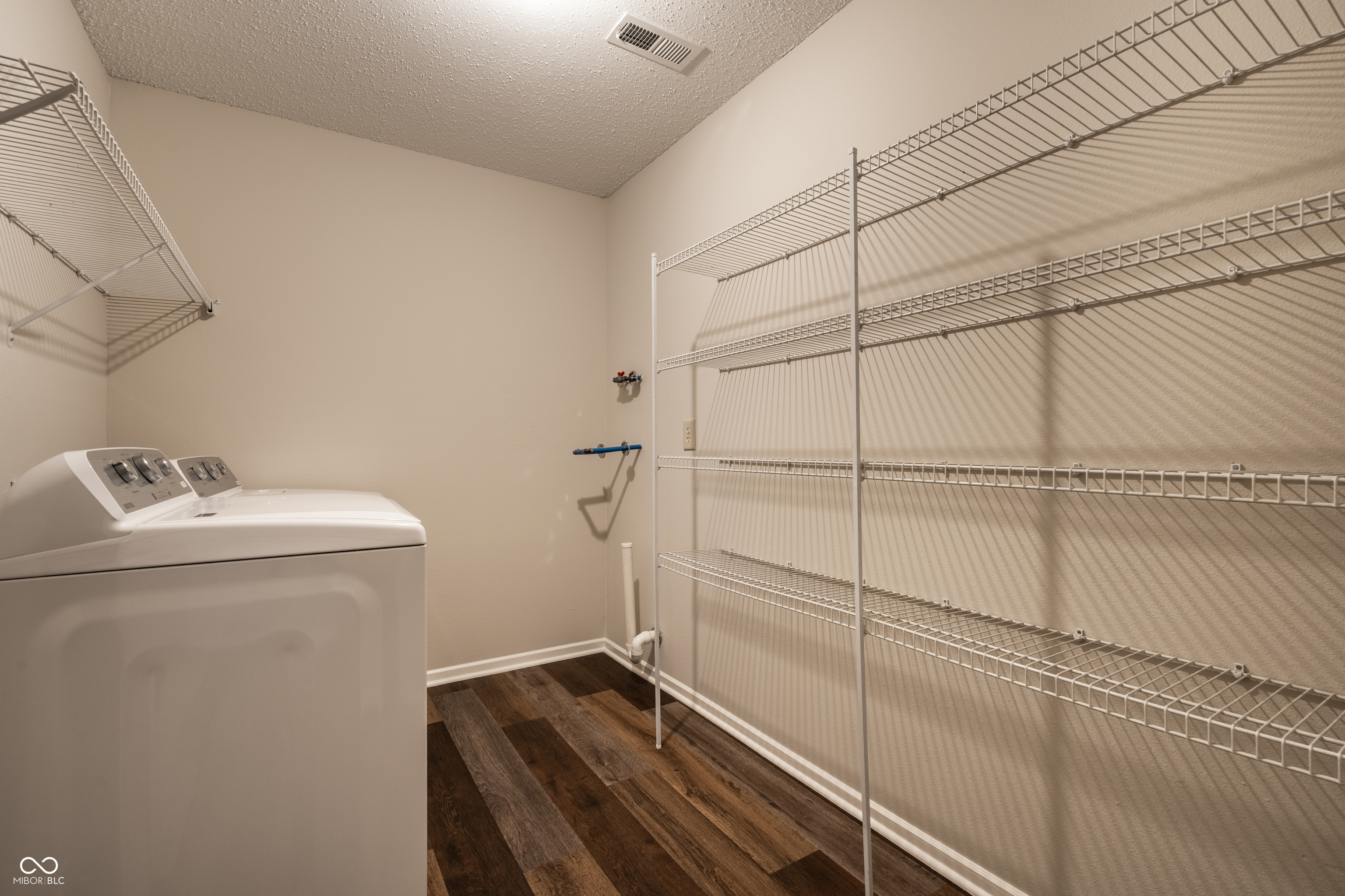 1224 Maple Trace Way