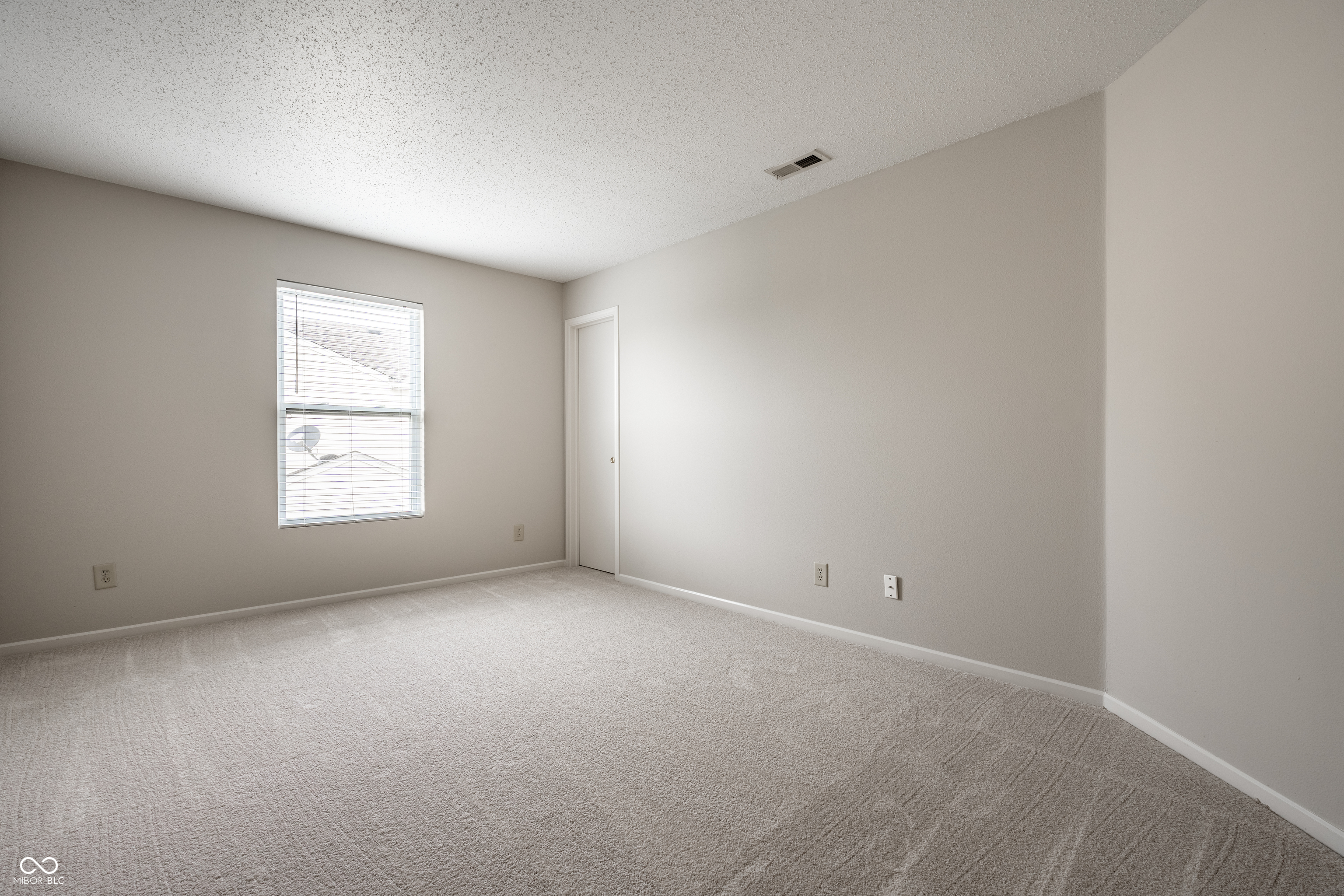 1224 Maple Trace Way