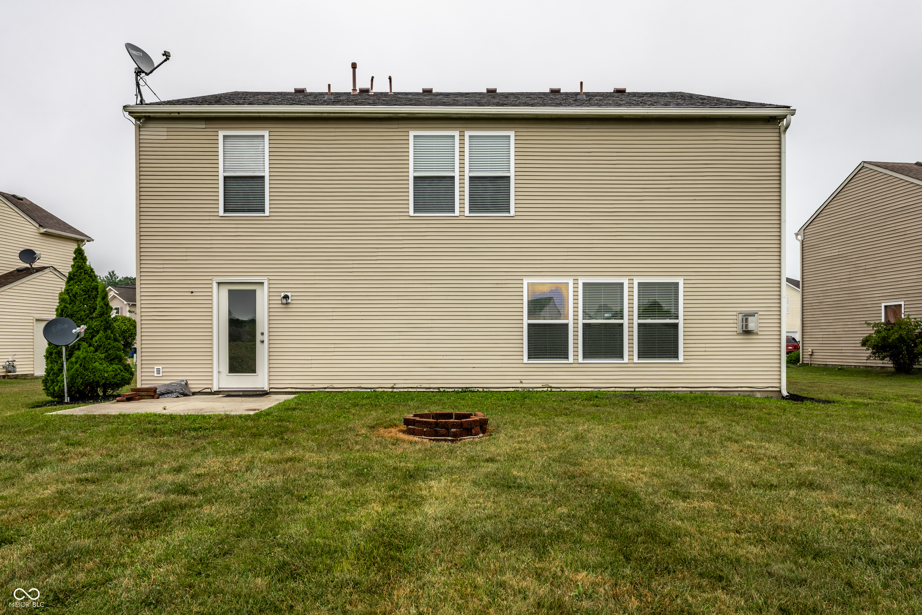 1224 Maple Trace Way