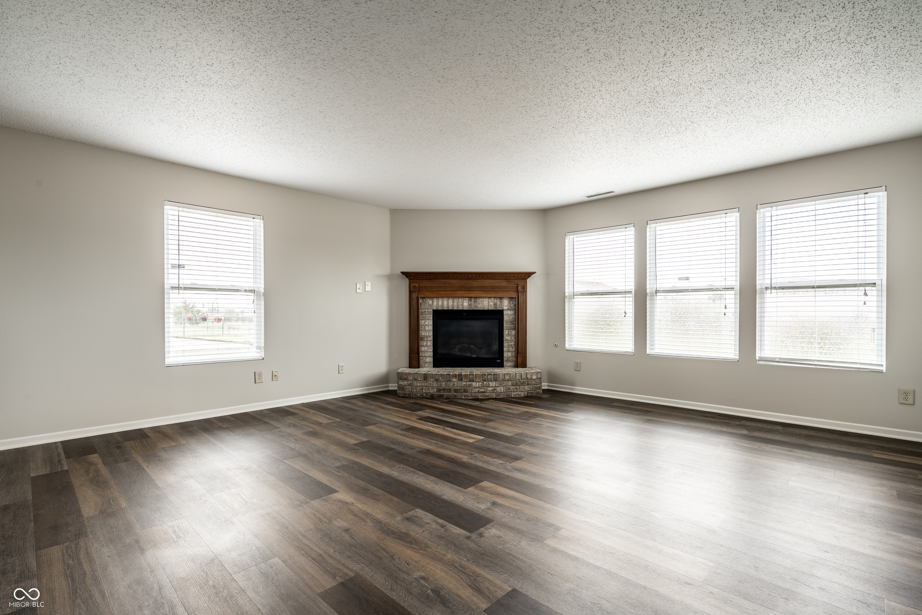 1224 Maple Trace Way